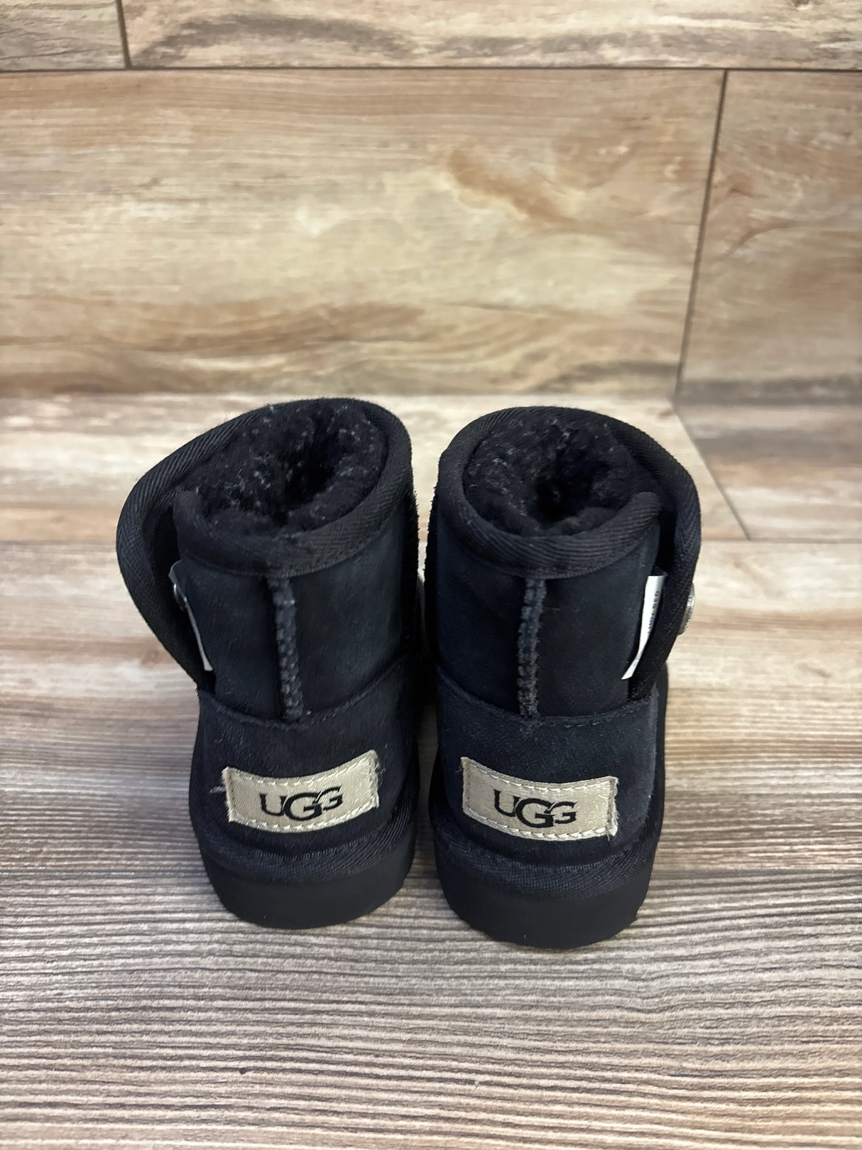 UGG Jona Boot Black sz 6c