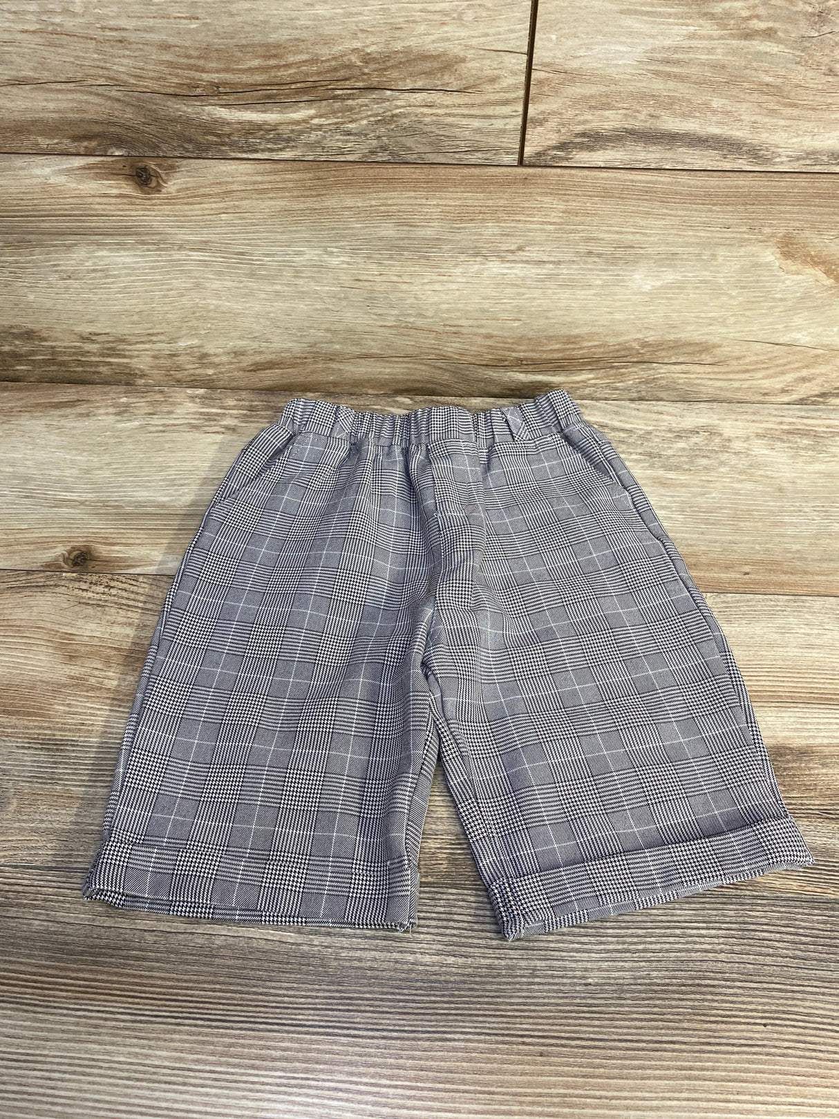 Pull On Shorts Grey sz 4-5T - Me n Mommy To Be