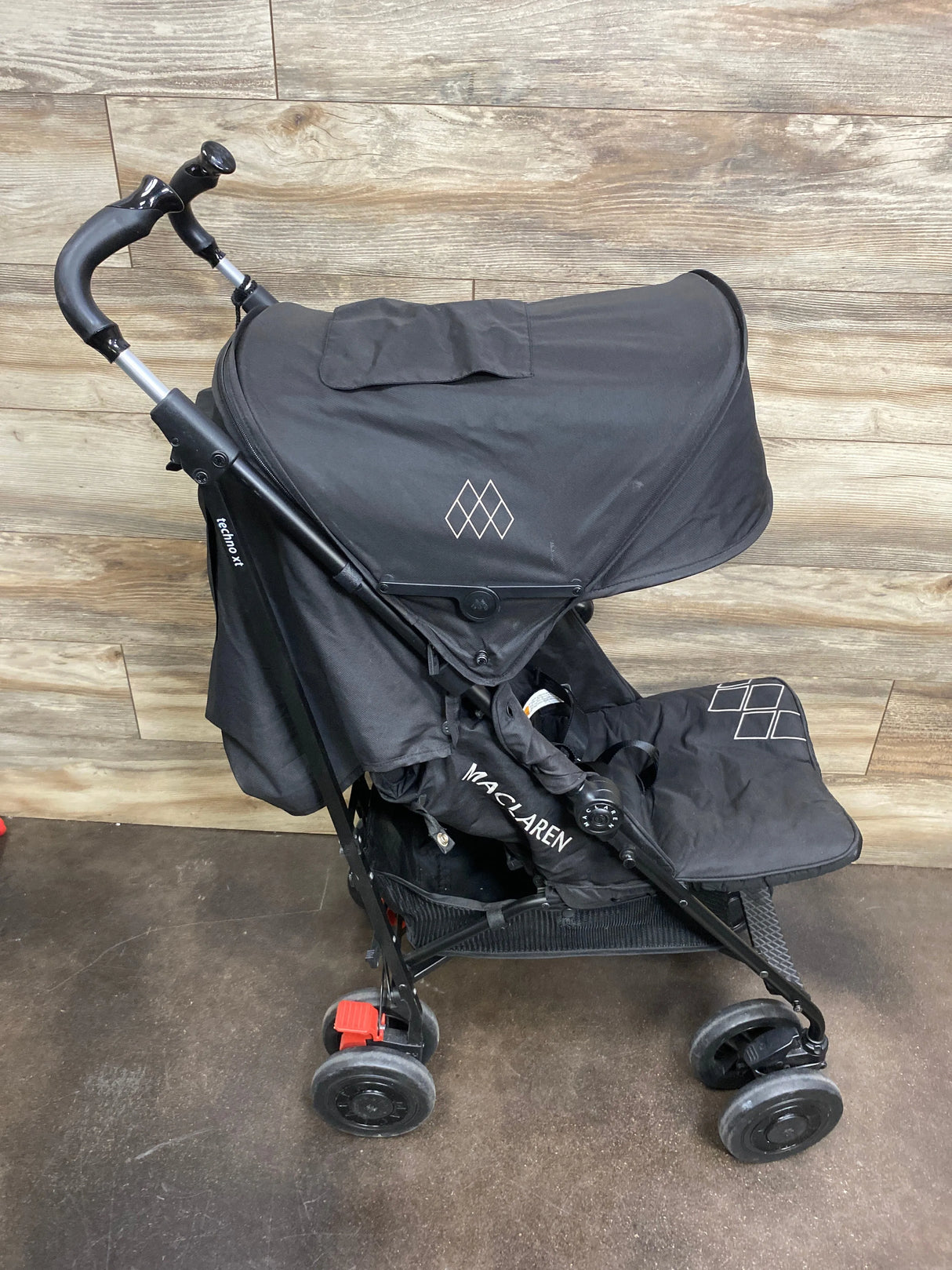 Maclaren Techno XT Stroller in Black - Me n Mommy To Be