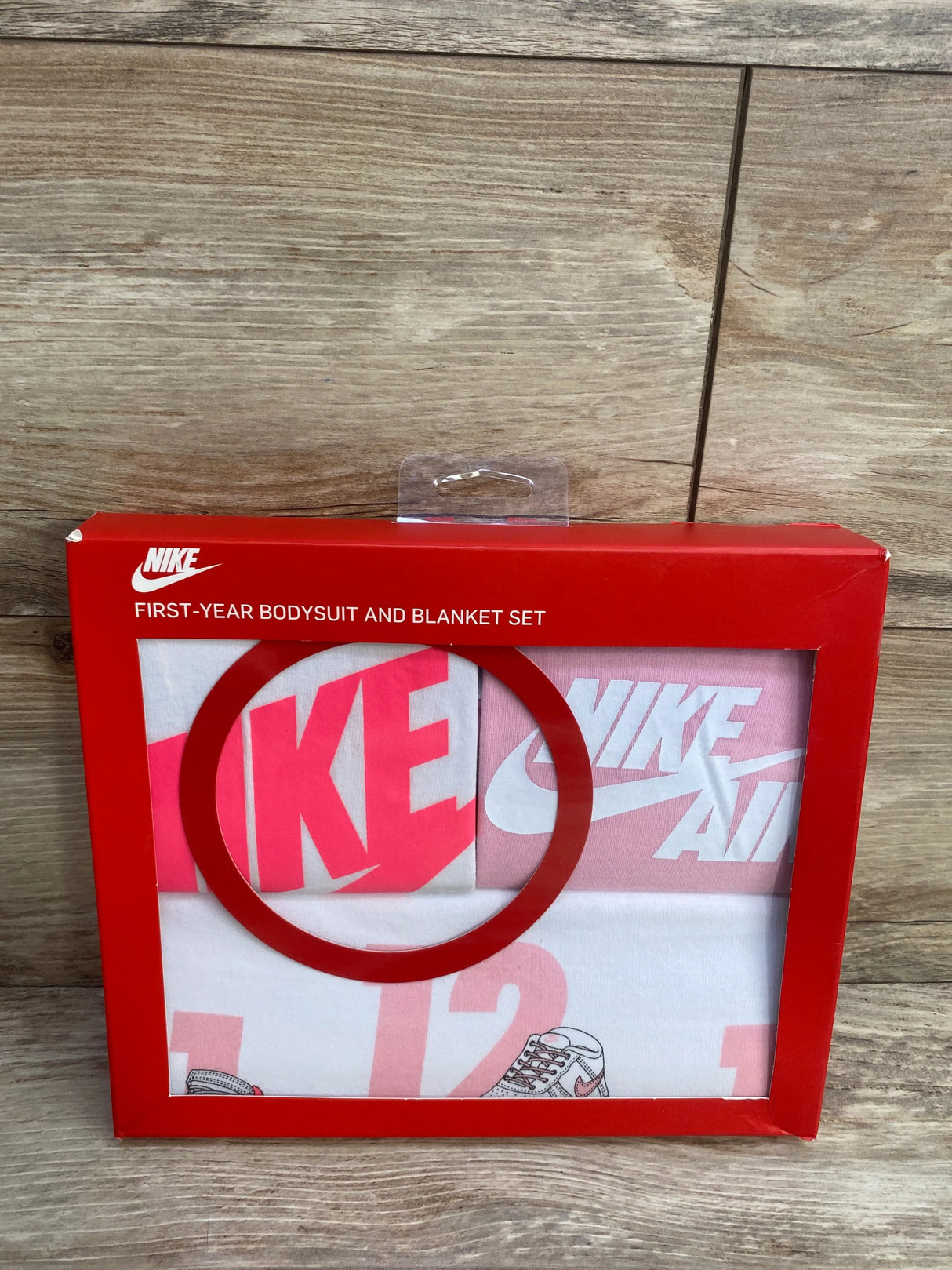 NEW Nike First-Year Bodysuit and Blanket Set Pink sz 0-12m