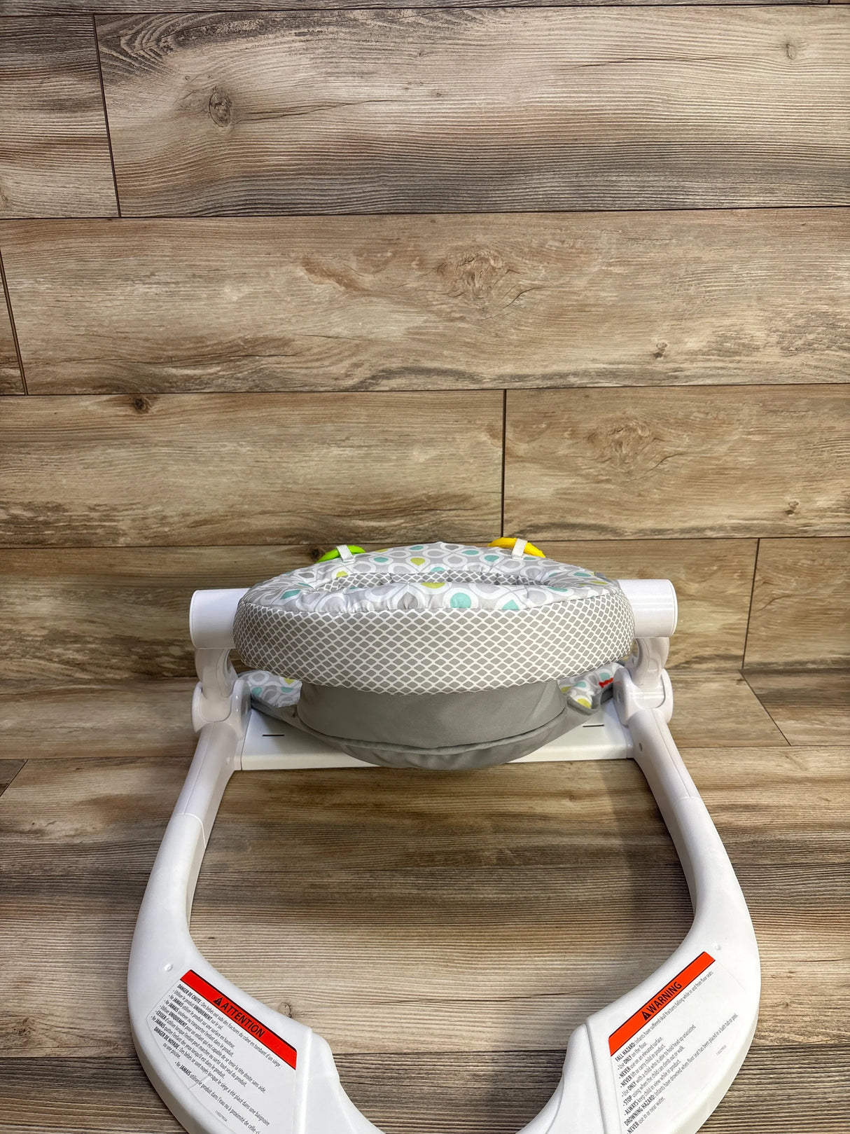 Fisher Price Sit-Me-Up Floor Seat in Starlight Bursts
