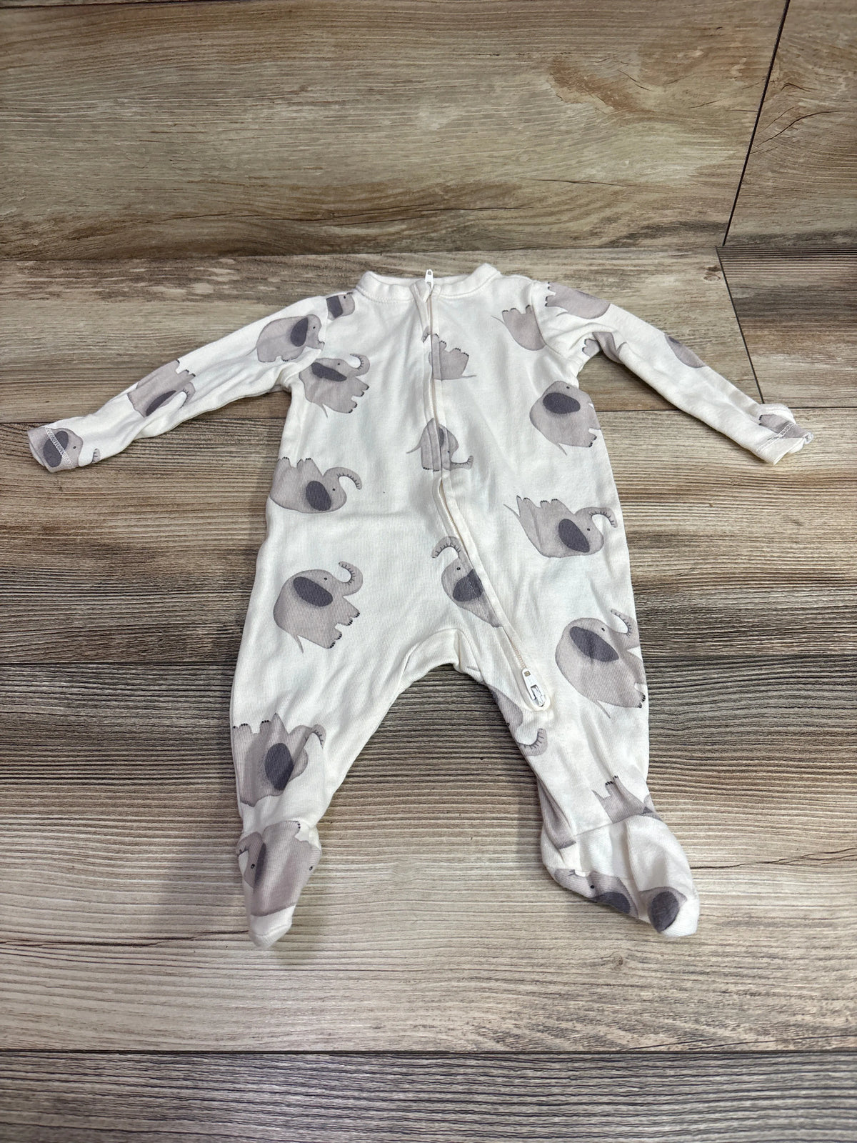 Old Navy Elephant Sleeper Ivory sz 0-3m
