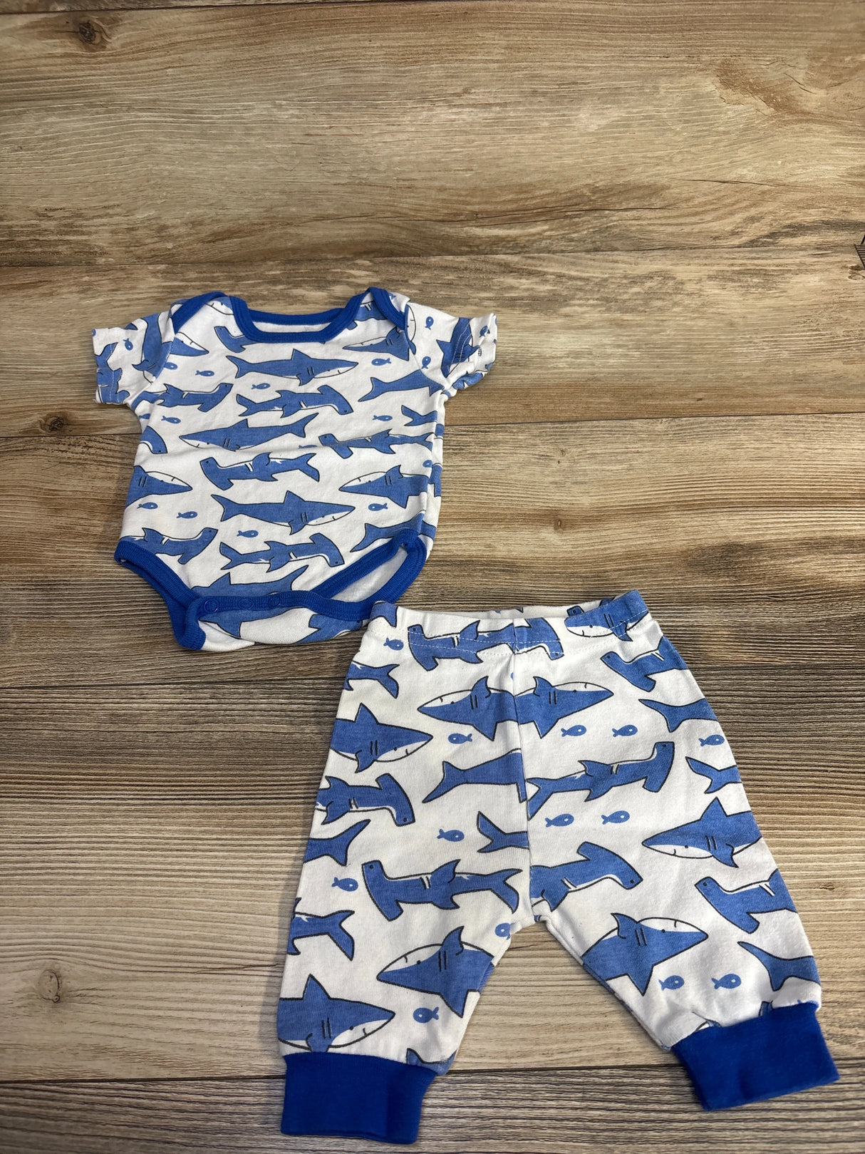 AbeCue 2pc Shark Bodysuit & Pants Set White sz 0-3m