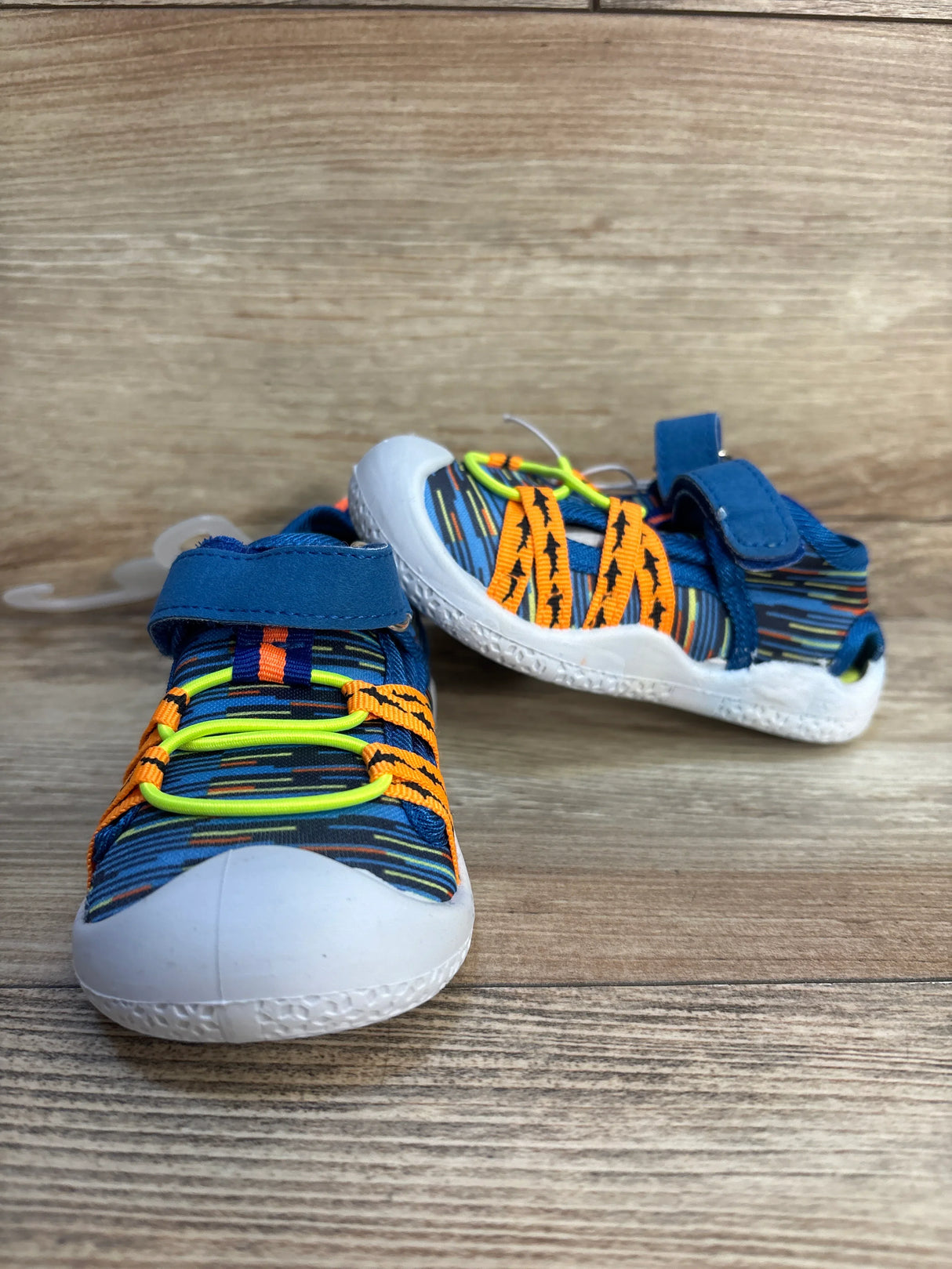 NEW Robeez Gradient Mesh Water Shoes - Space Dye Sharks sz 6c