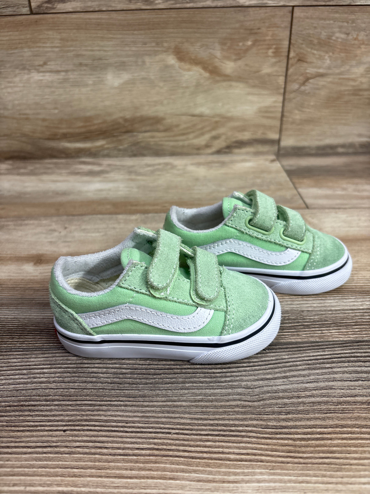 Vans Old Skool V Lime Burst Green Sneakers sz 5c