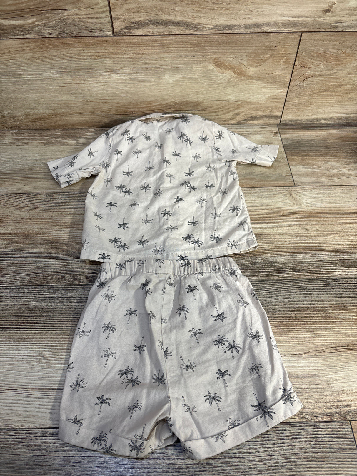 H&M 2pc Button Up Shirt & Shorts Set Ivory sz 12m
