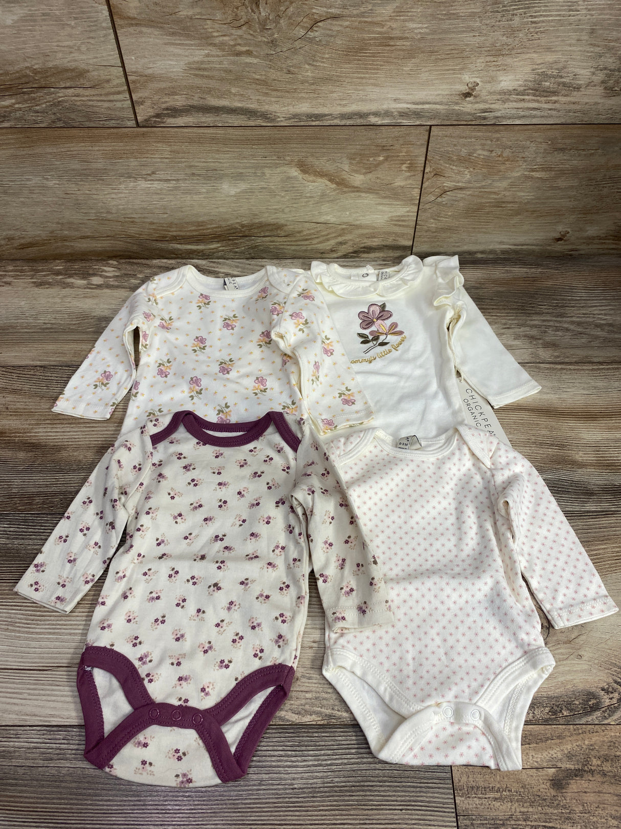 NEW Chick Pea 4pk Organic Bodysuits Ivory sz 0-3m