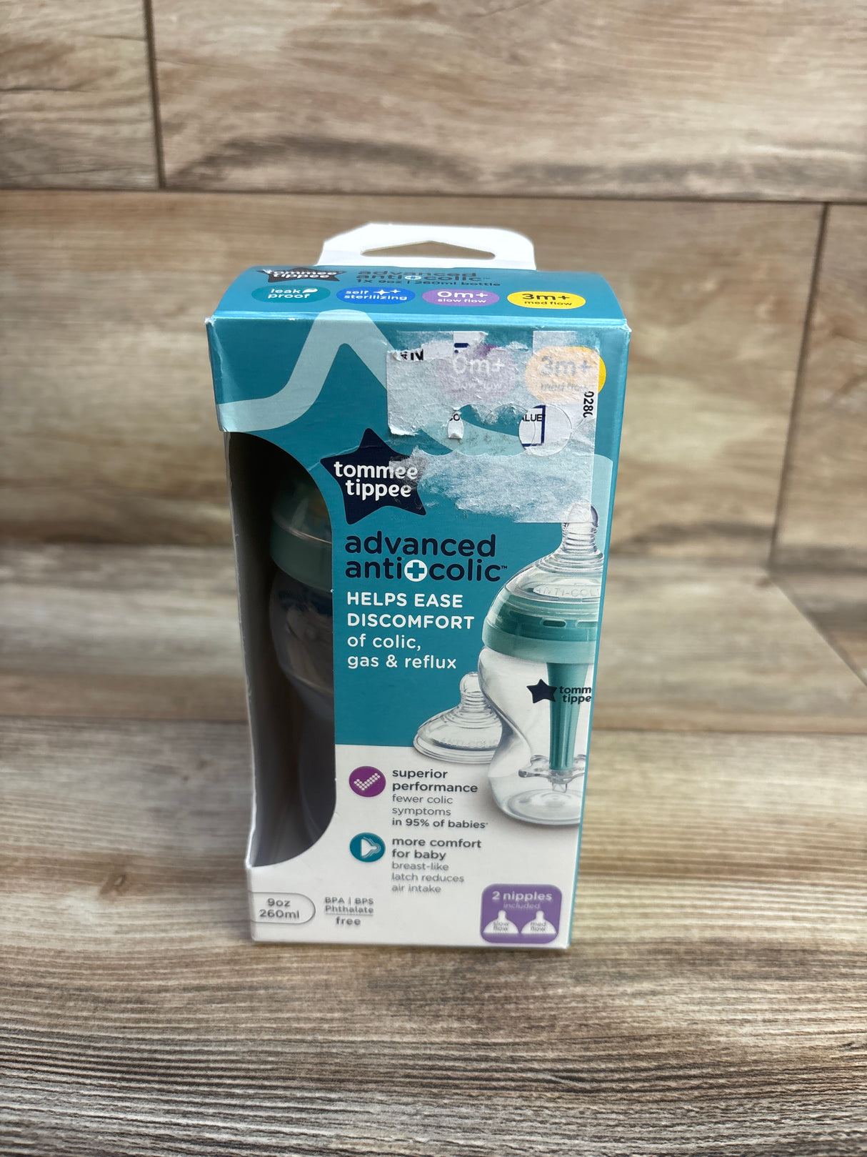 NEW Tommee Tippee Advanced Anti-Colic 9oz Bottle + 2 Nipples