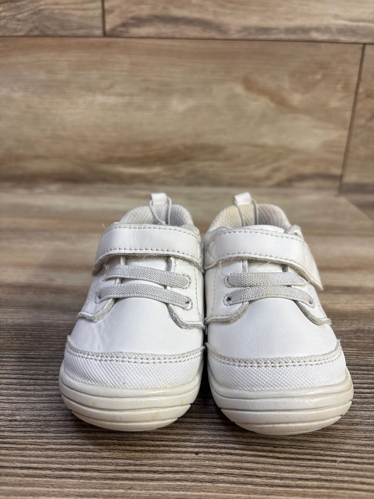 Stride Rite Taye 2.0 Sneaker White sz 5c