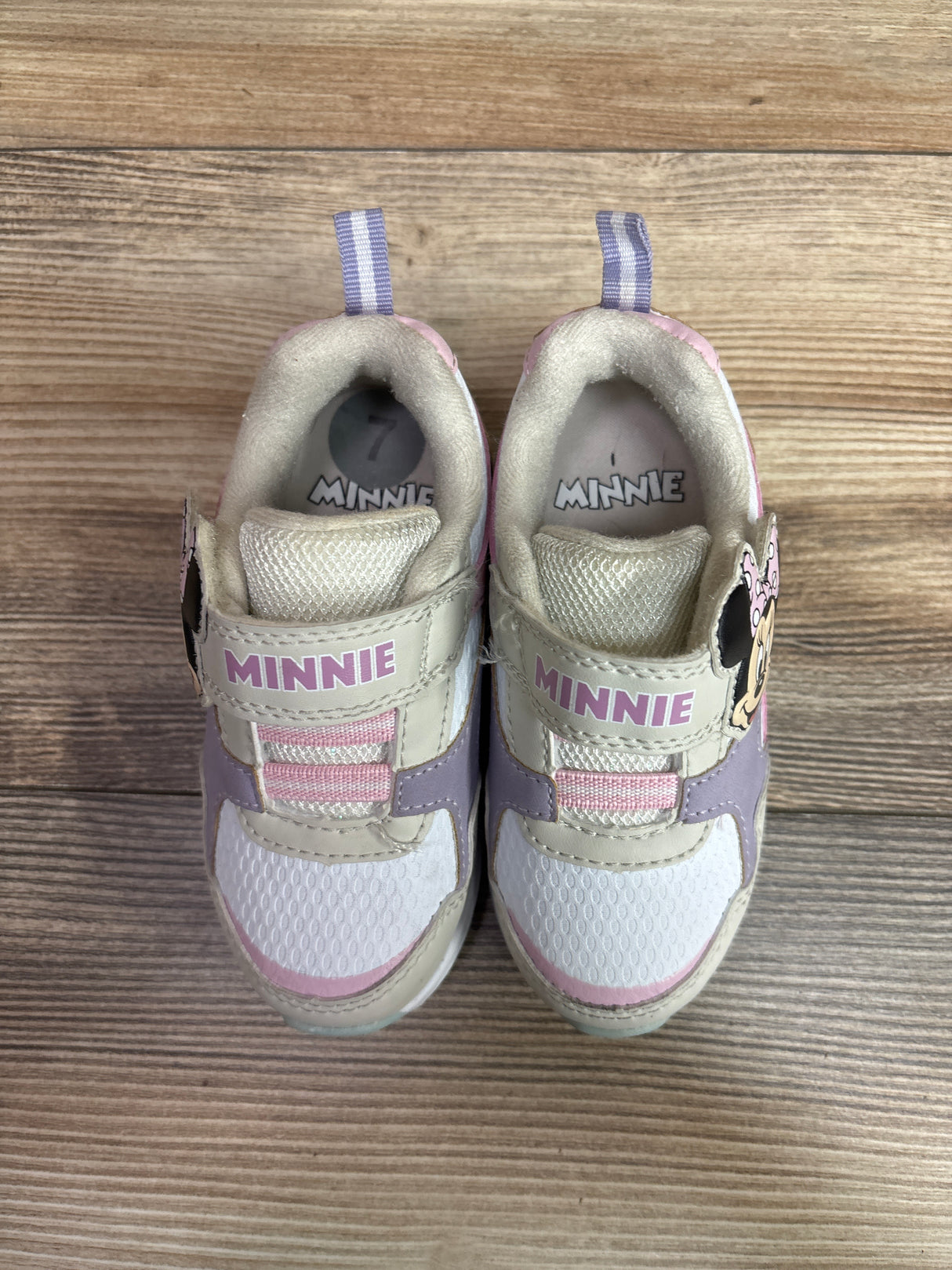Disney Minnie Mouse Light-Up Sneakers Cream sz 7c