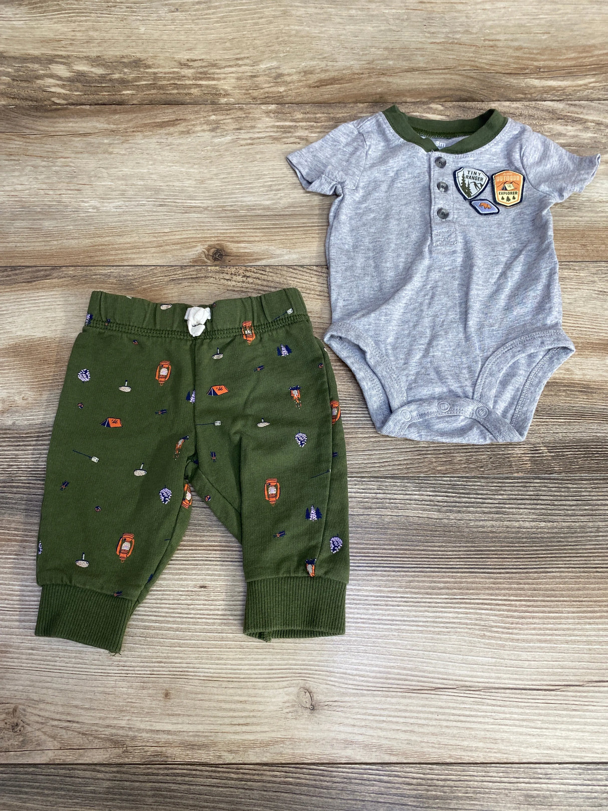 Carter's 2pc Henley Bodysuit & Pants Grey sz 3m - Me n Mommy To Be