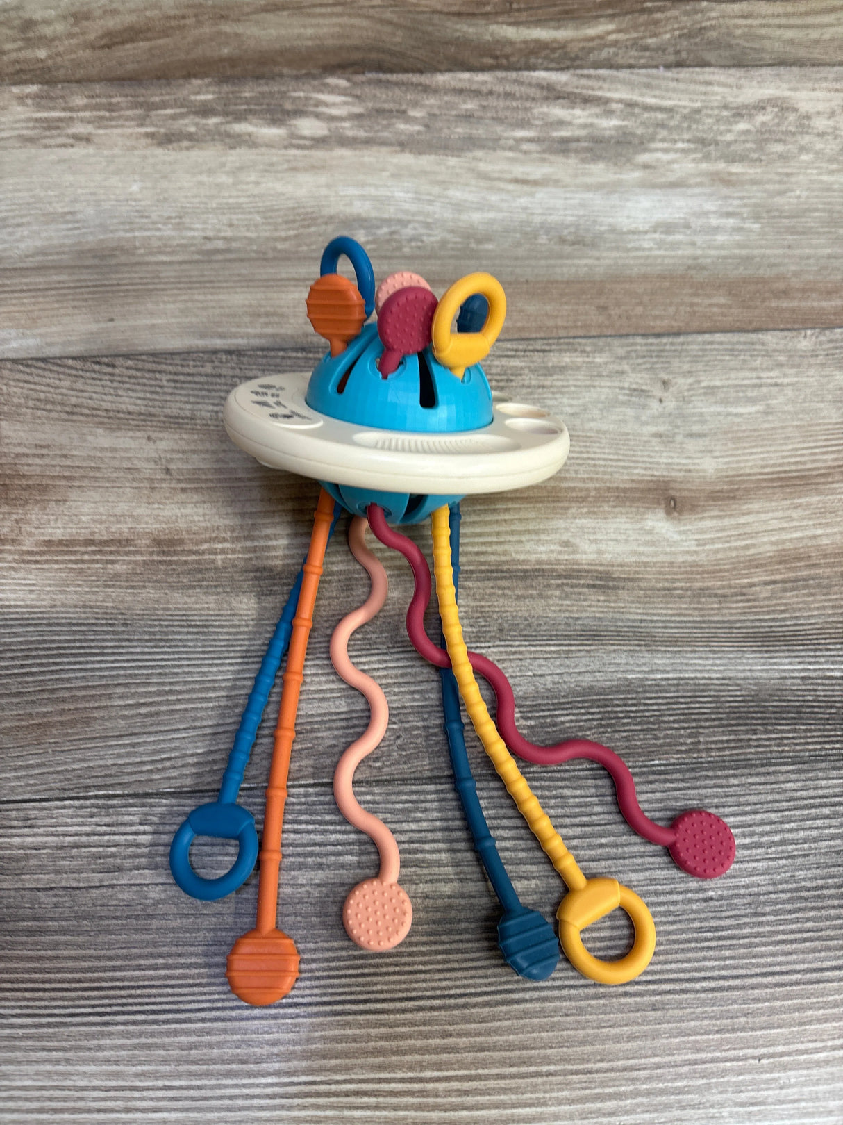 Pull String Montessori Toy
