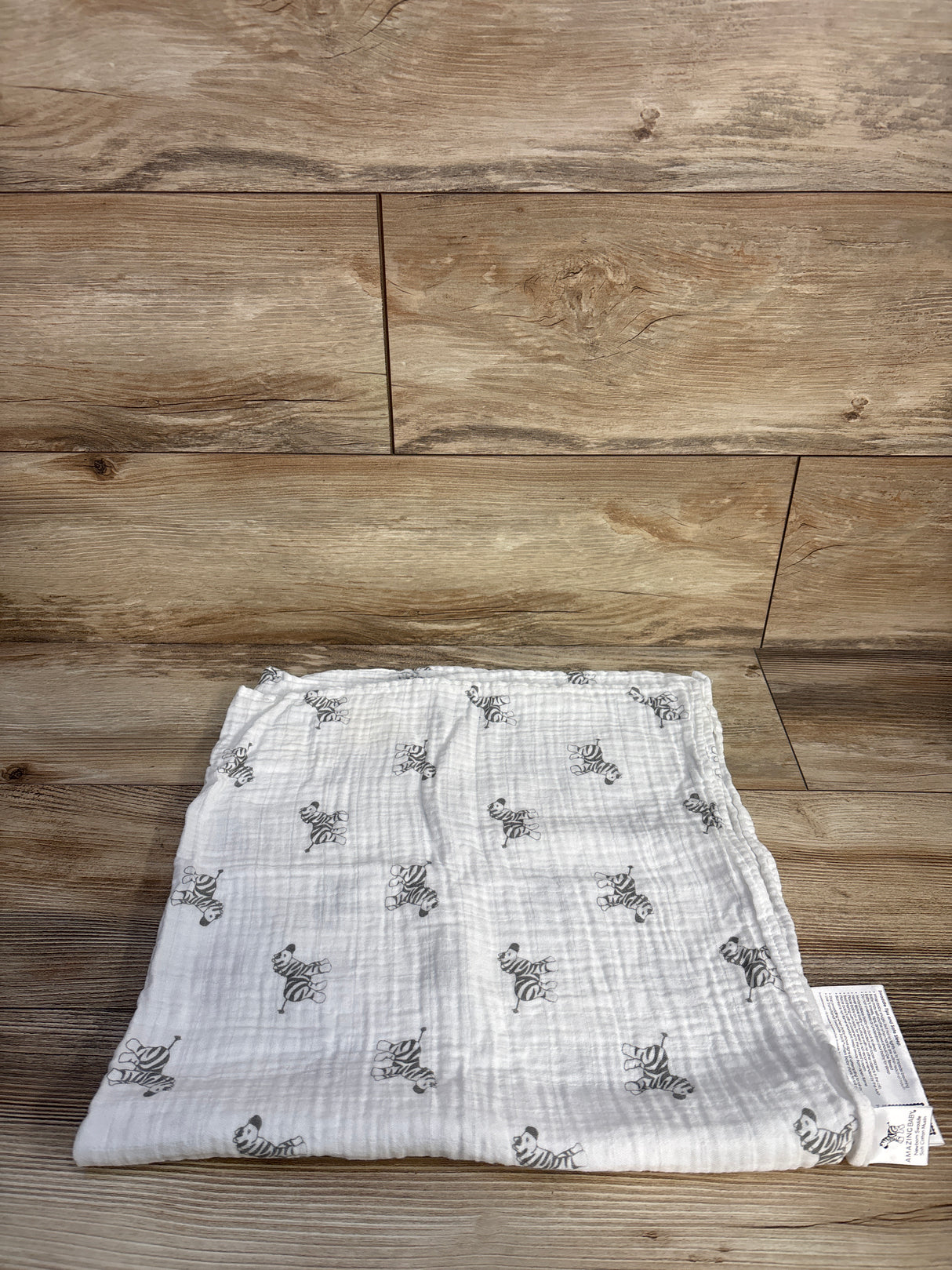 Amazing Baby Muslin Swaddle Blanket in Zebra Print White