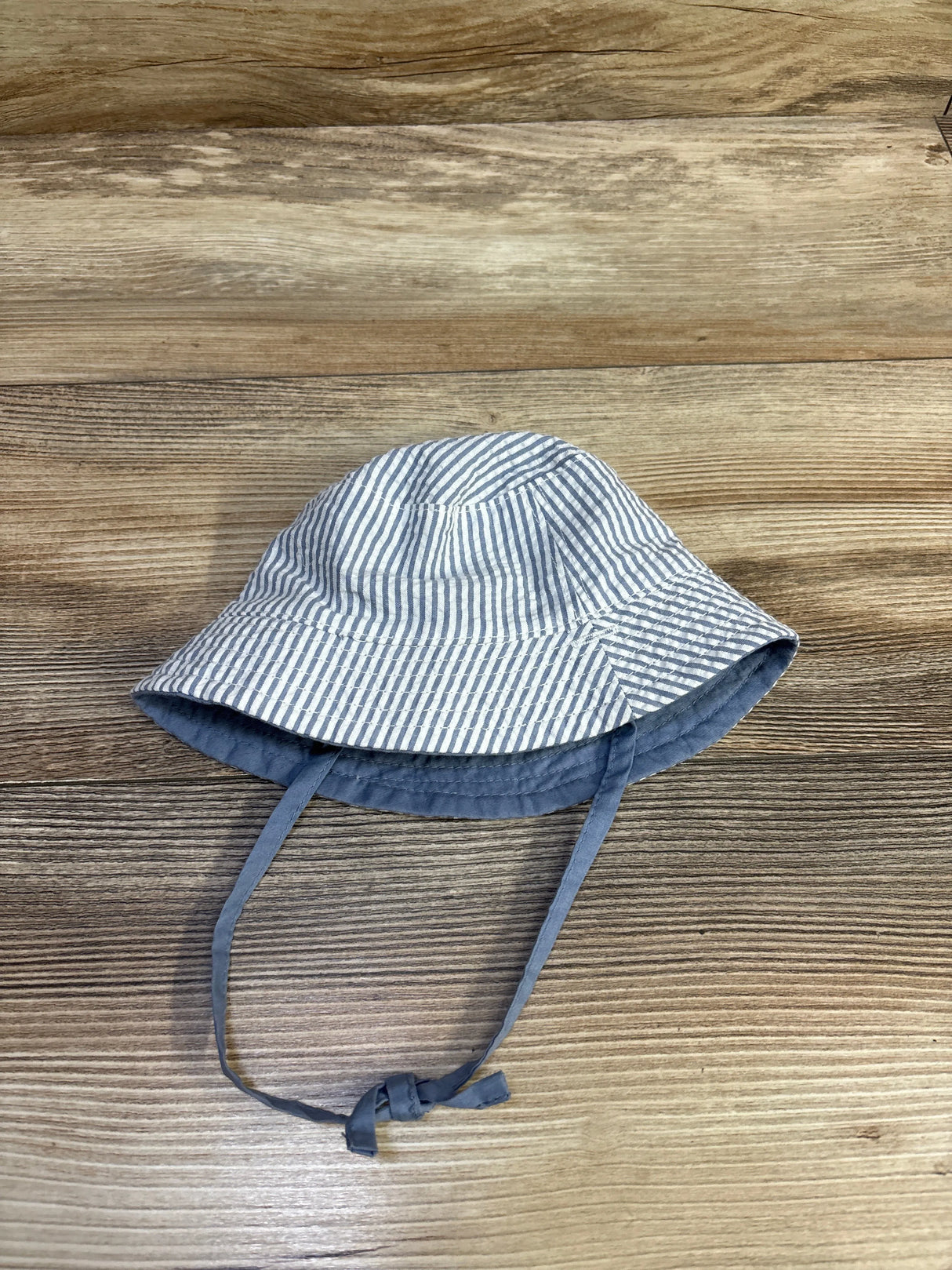 H&M Reversible Bucket Hat Blue sz Preemie/Newborn