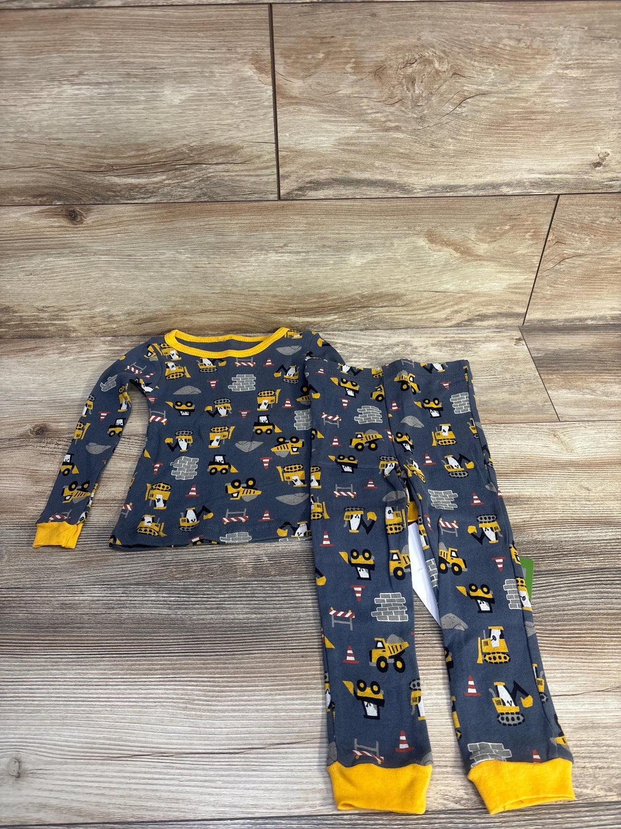 NEW John Deere 2pc Pajama Set Grey sz 2T