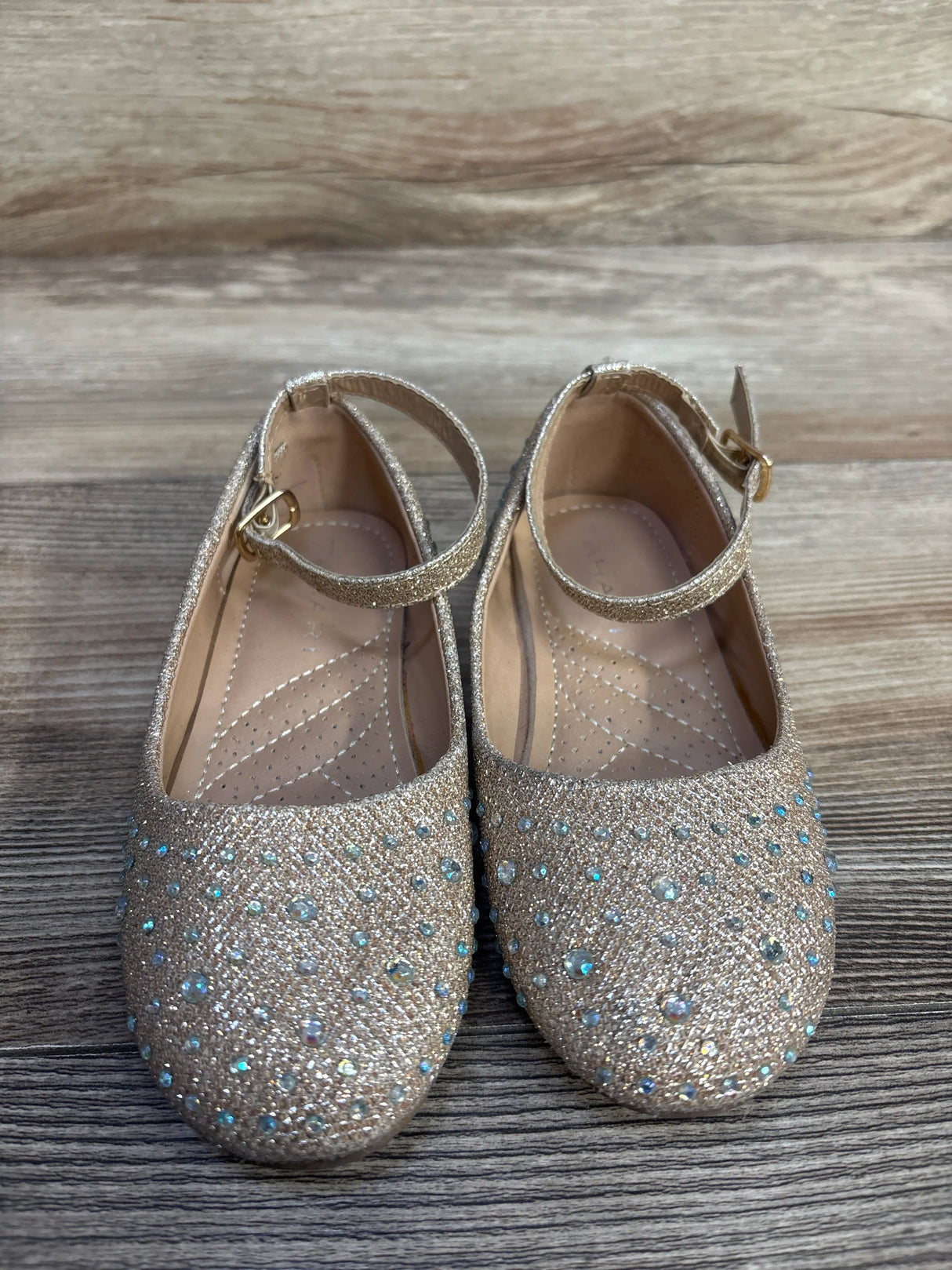 Tahari Jem Sandals Tan sz 10c - Me n Mommy To Be