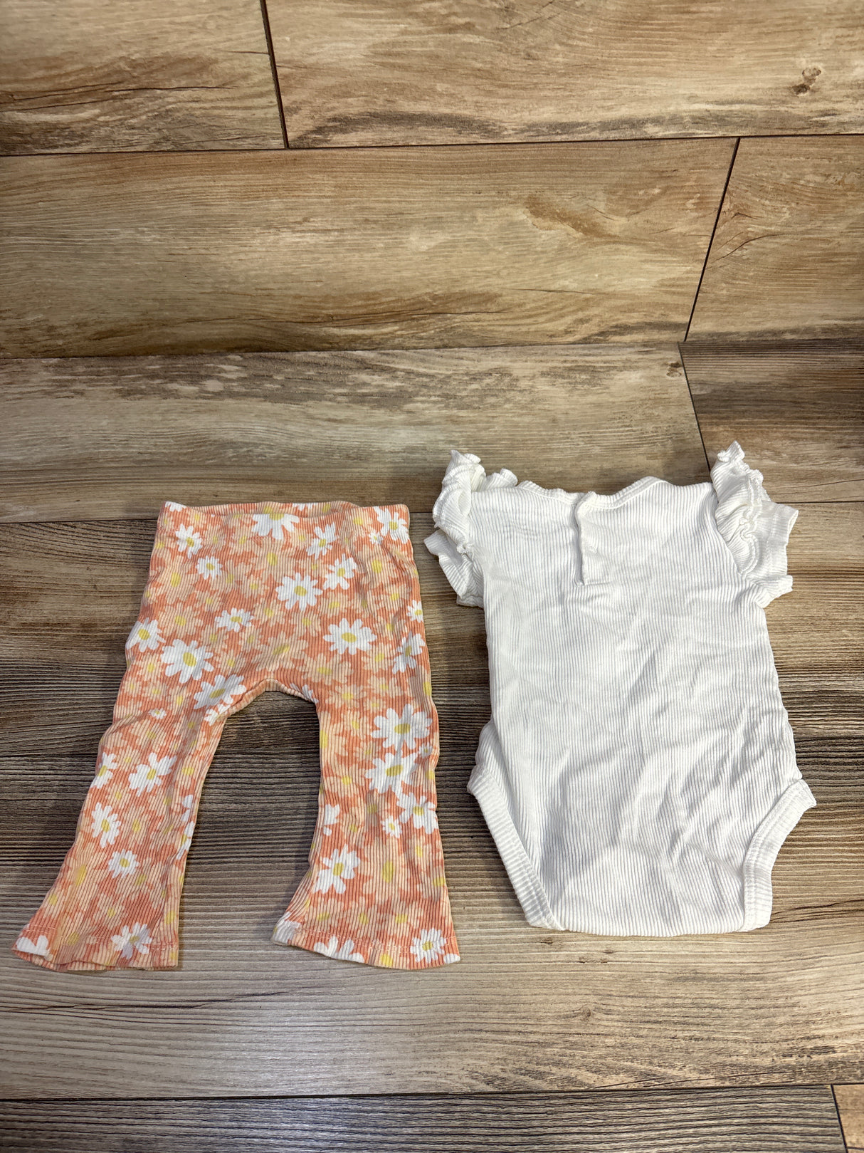 Catherine Malandrino 2pc Sassy Like Mommy Bodysuit & Bottoms Set White sz 6/9m