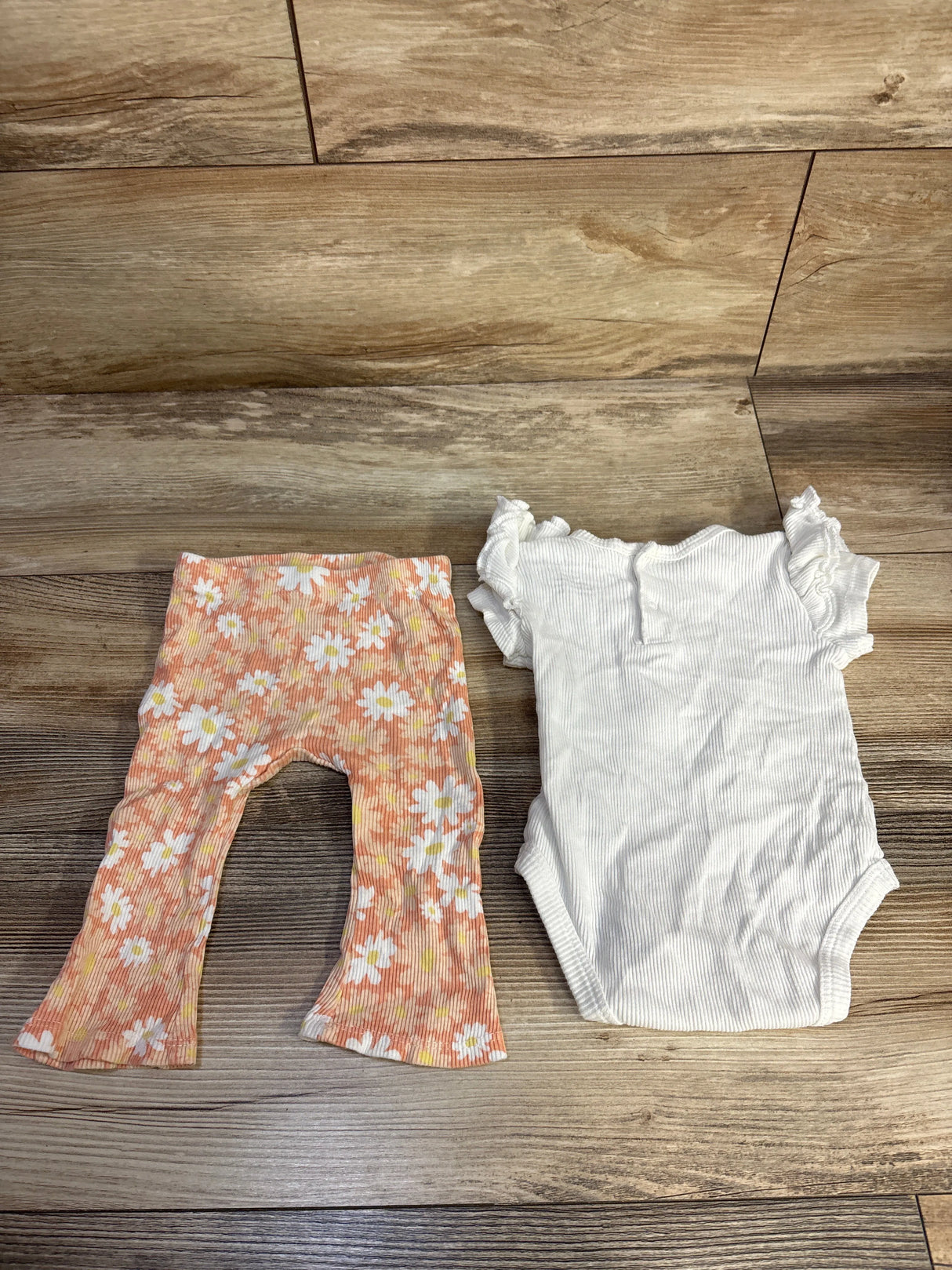 Catherine Malandrino 2pc Sassy Like Mommy Bodysuit & Bottoms Set White sz 6/9m