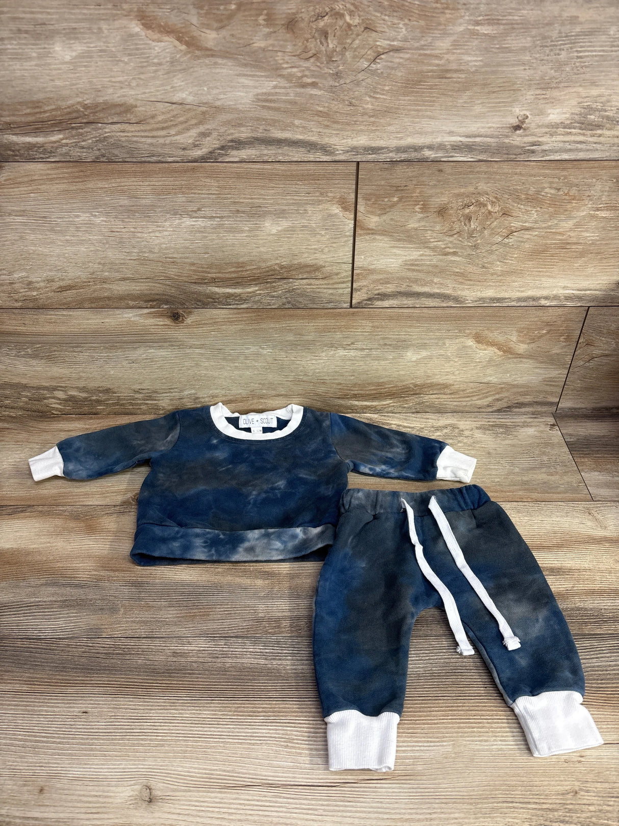Olive + Scout 2pc Sweatshirt & Joggers Set Blue sz 6-12m
