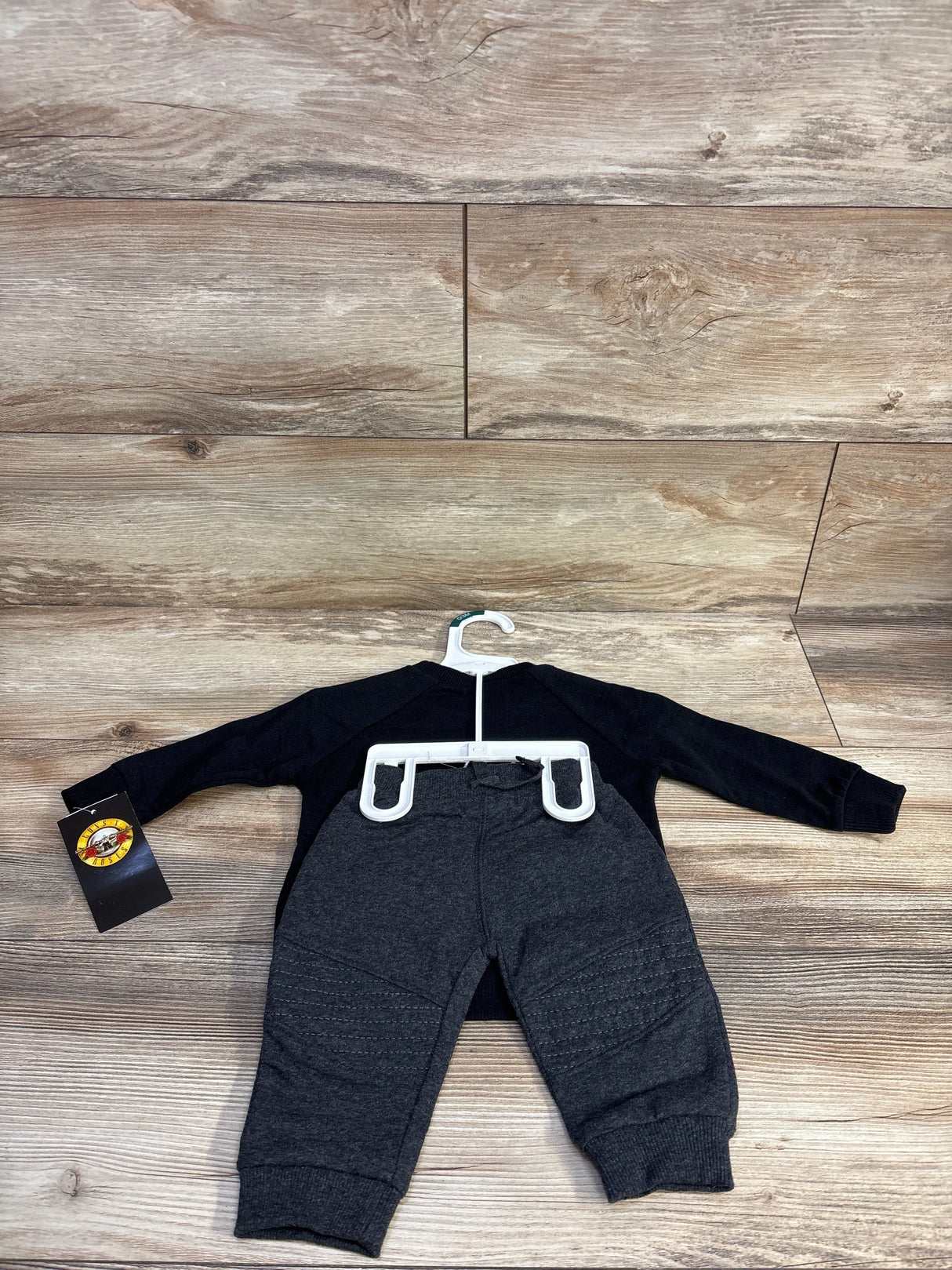 NEW Gun's 'N' Roses Pull Over Sweatshirt & Jogger Set Black sz 0-3m
