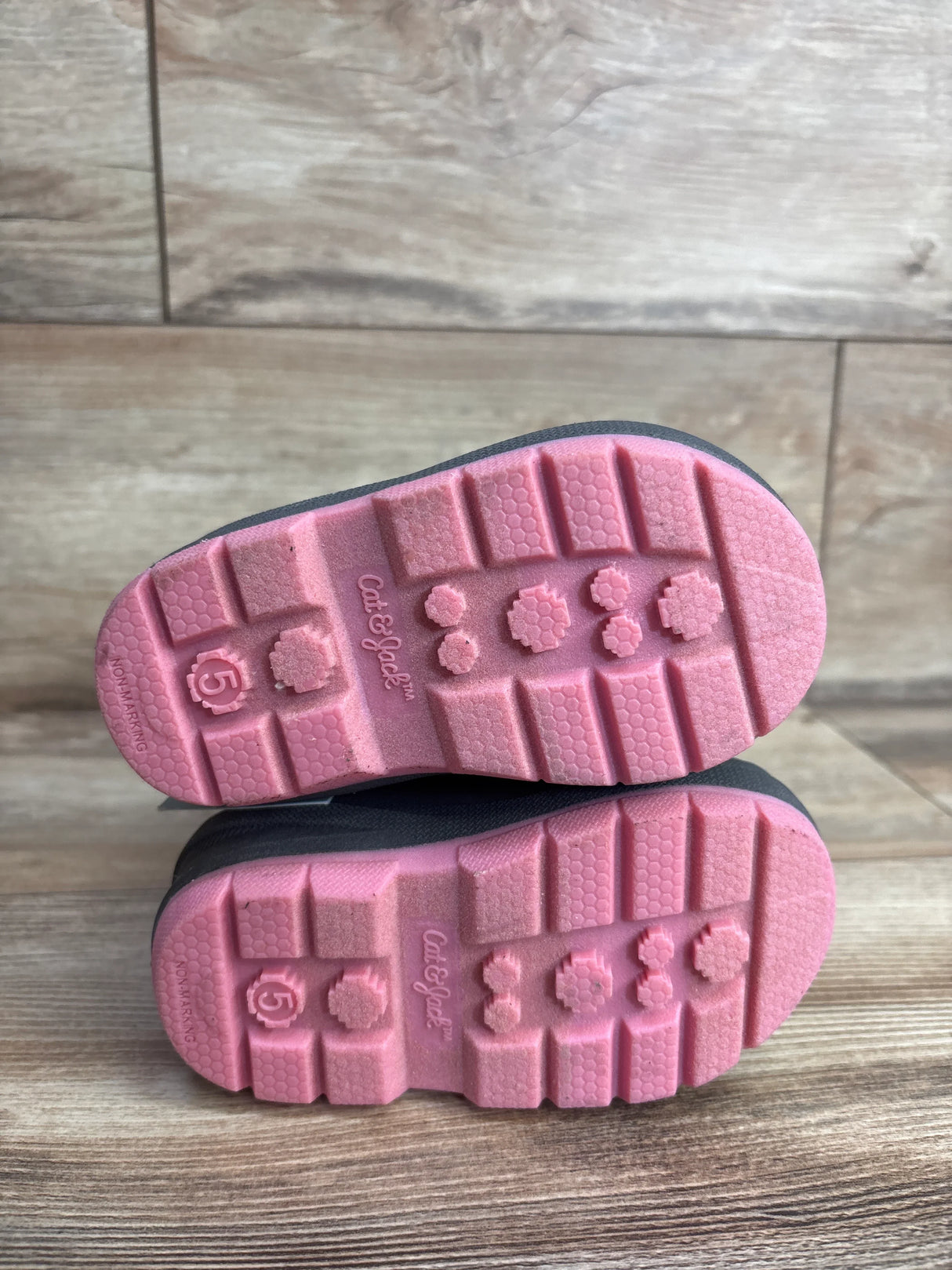 NEW Cat & Jack Lenny Winter Snow Boots Grey sz 5c