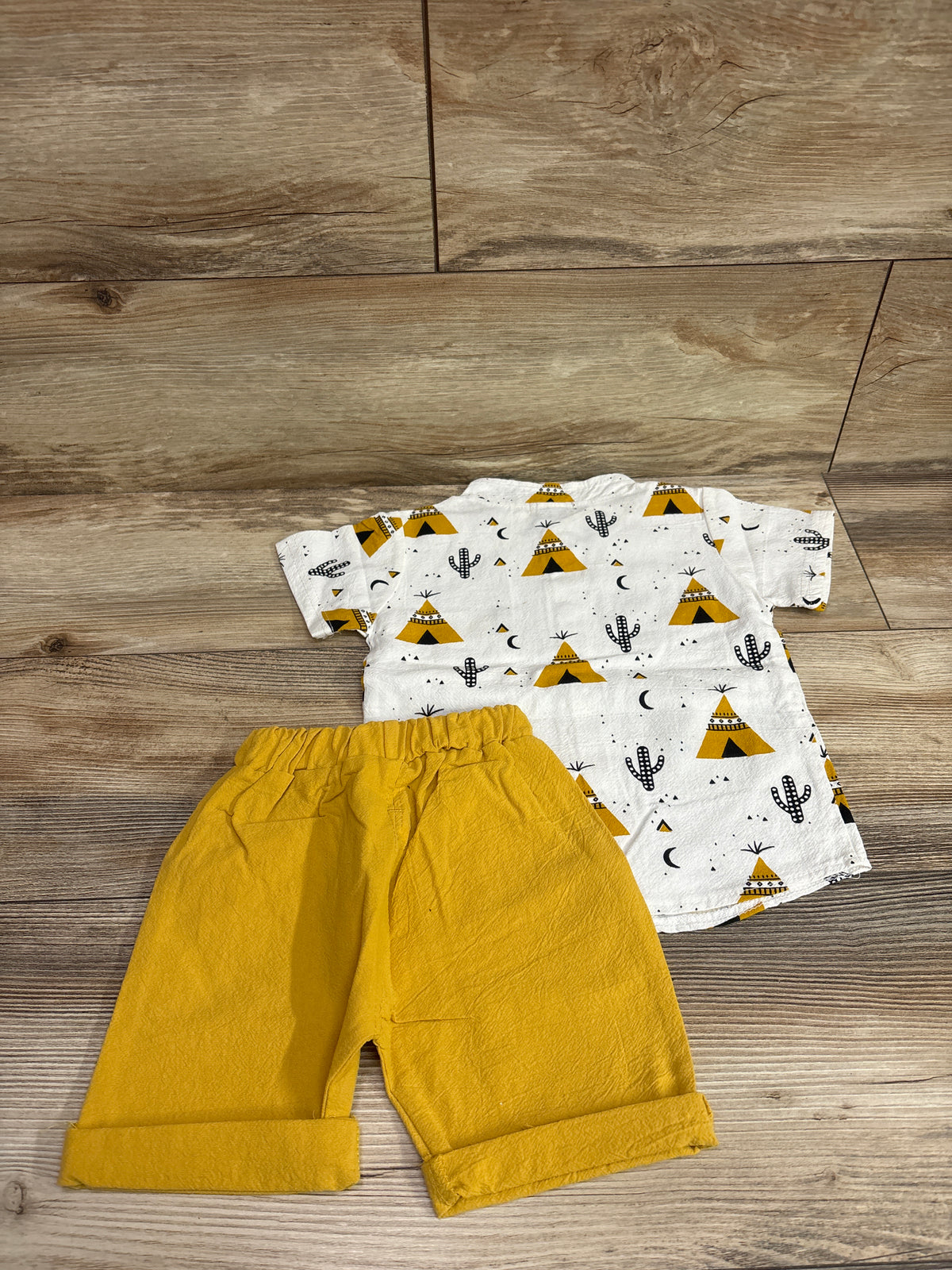 Milk Monster 2pc Button-Up Shirt & Shorts Set White sz 18-24m