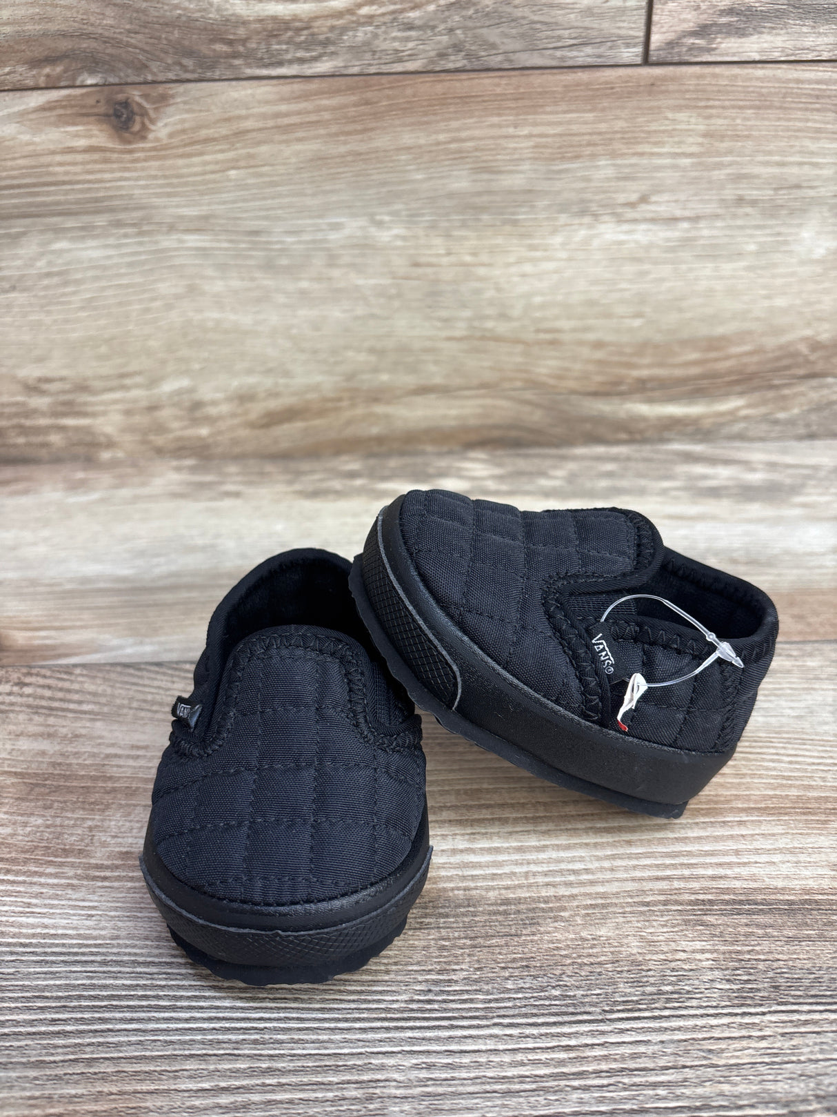 NWOT Vans Slip-Er 2 MTE Sneakers Black sz 3c