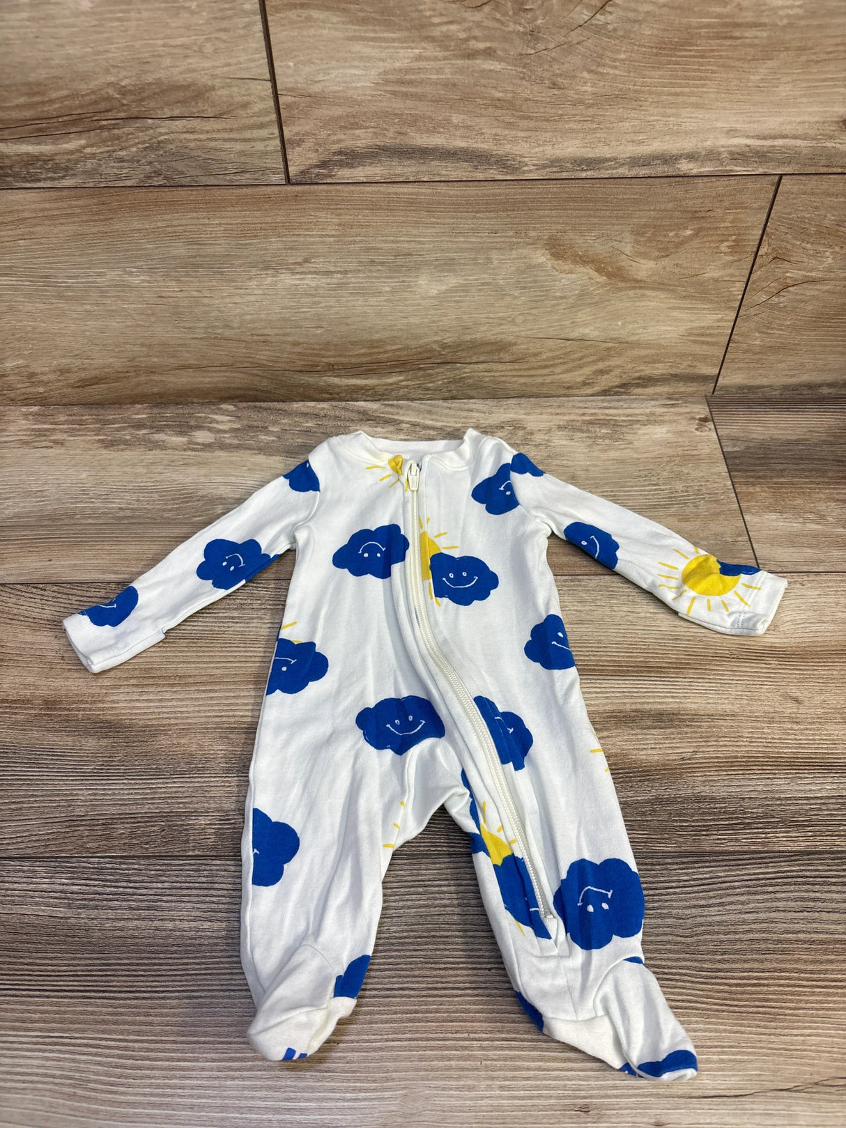 Huggies Sleeper White sz Newborn