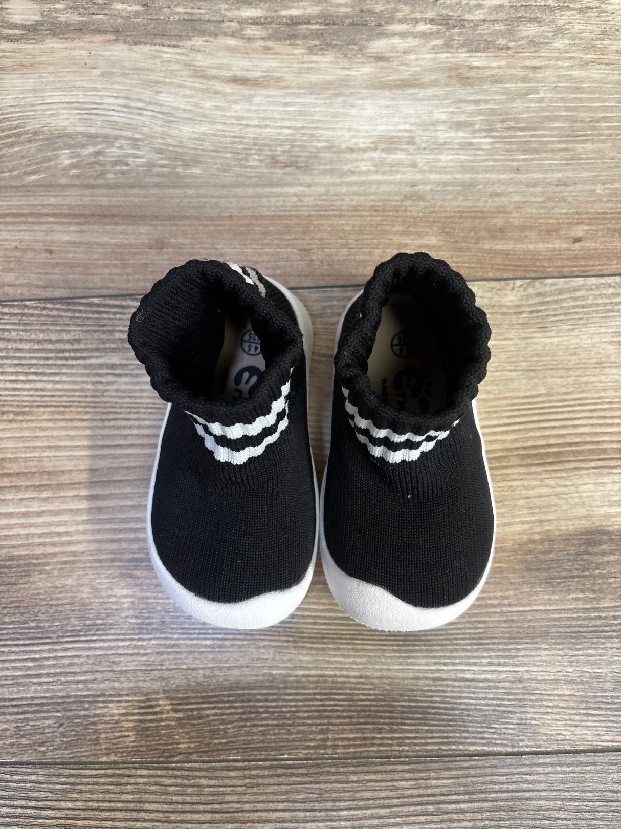 Engtoy Sock Shoes Black sz 4.5c