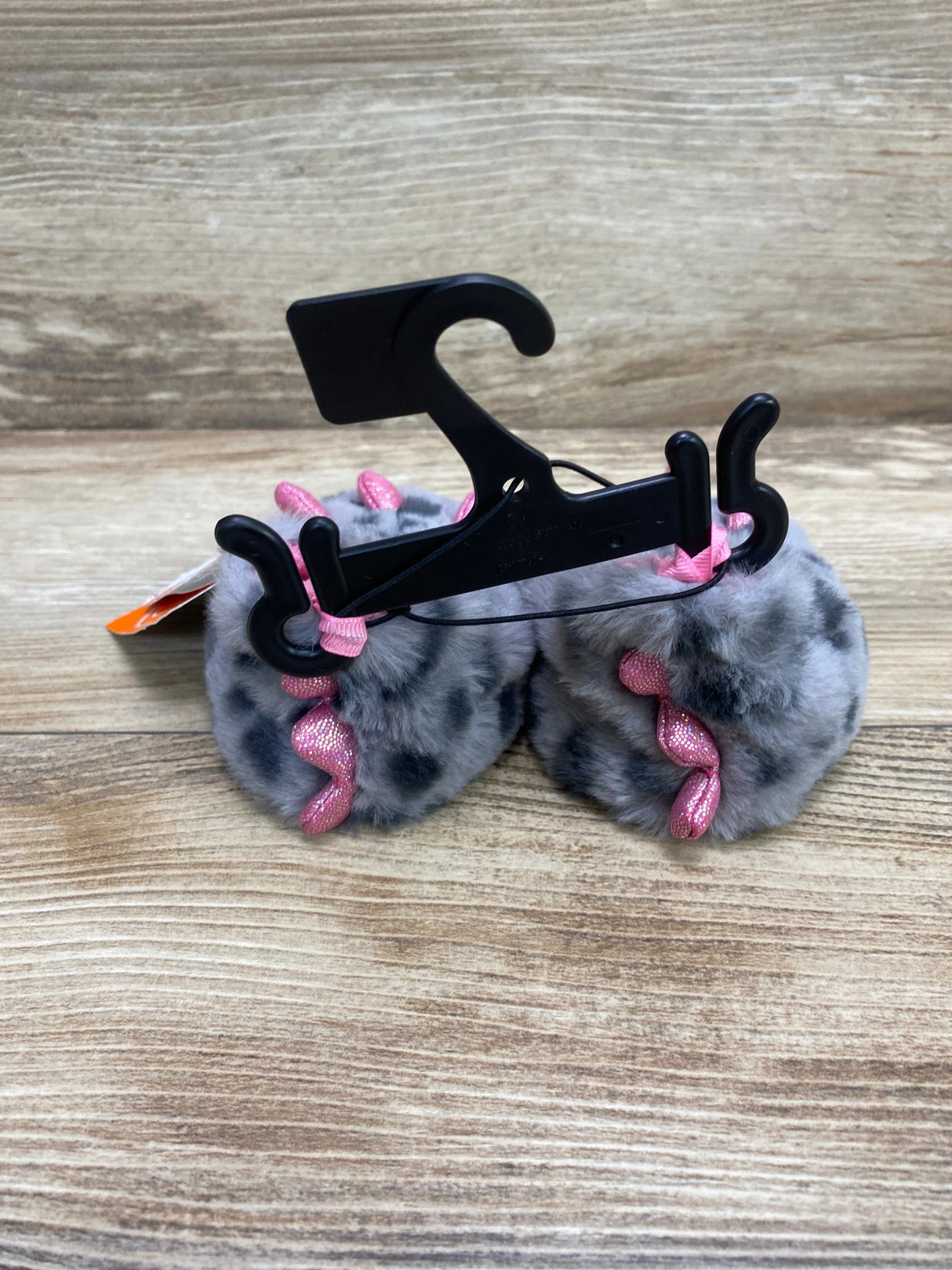 NEW Wonder Girls' Monster Claw Bootie Slippers Grey Sz 2c - Me n Mommy To Be
