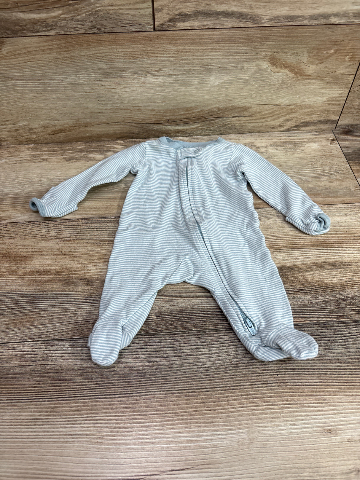Carter's Sleeper Blue sz Newborn