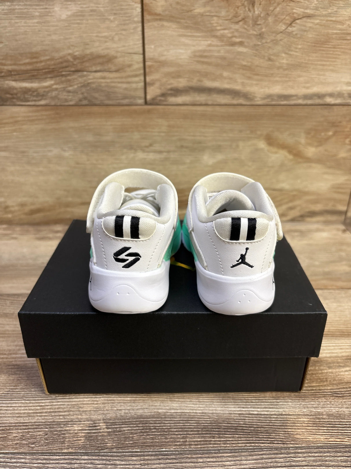Air Jordan Luka 3 TD 'Photo Finish' Sneakers sz 7c