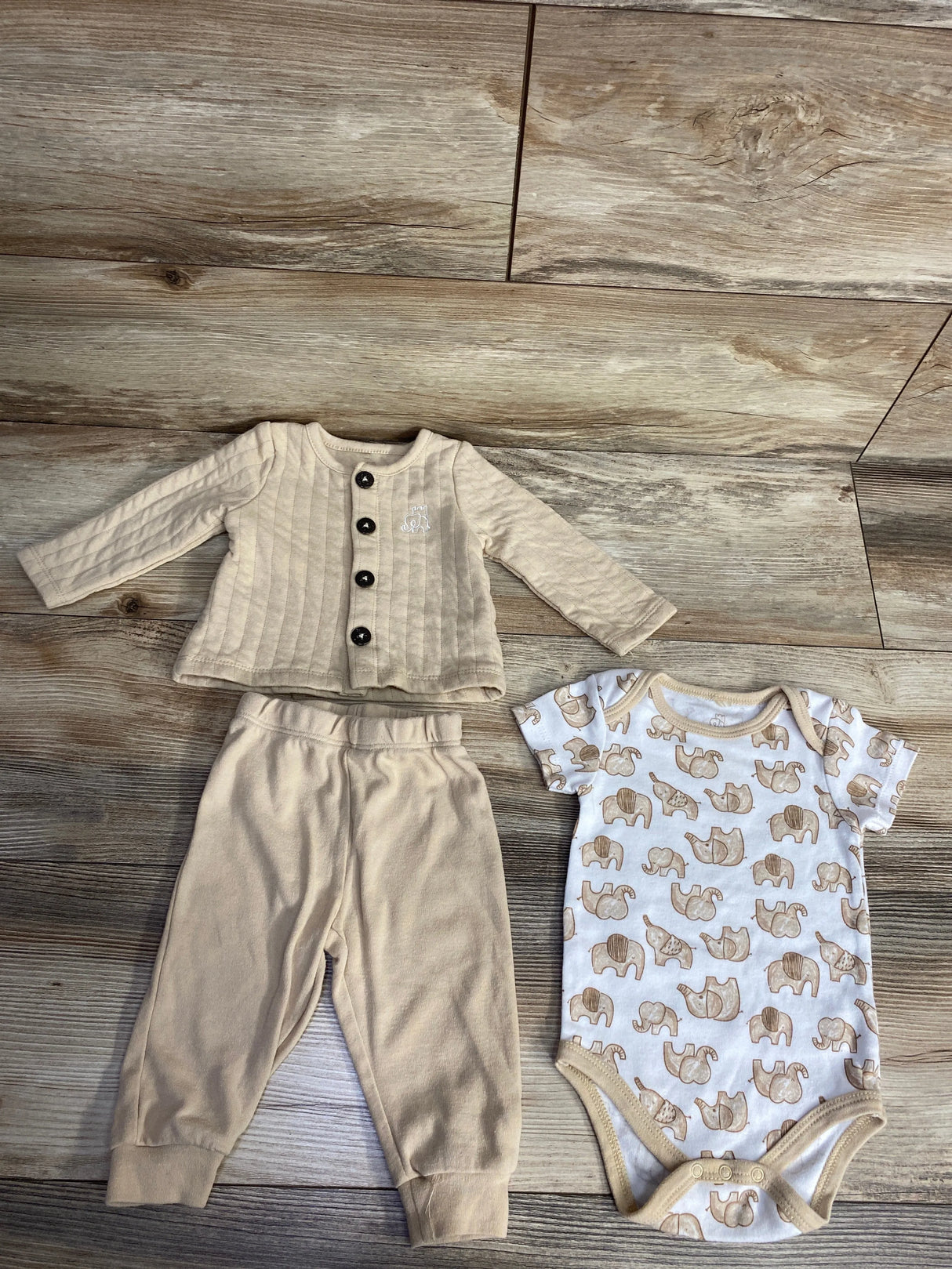 Elephant and Castle 3pc Set Tan sz 6-9m