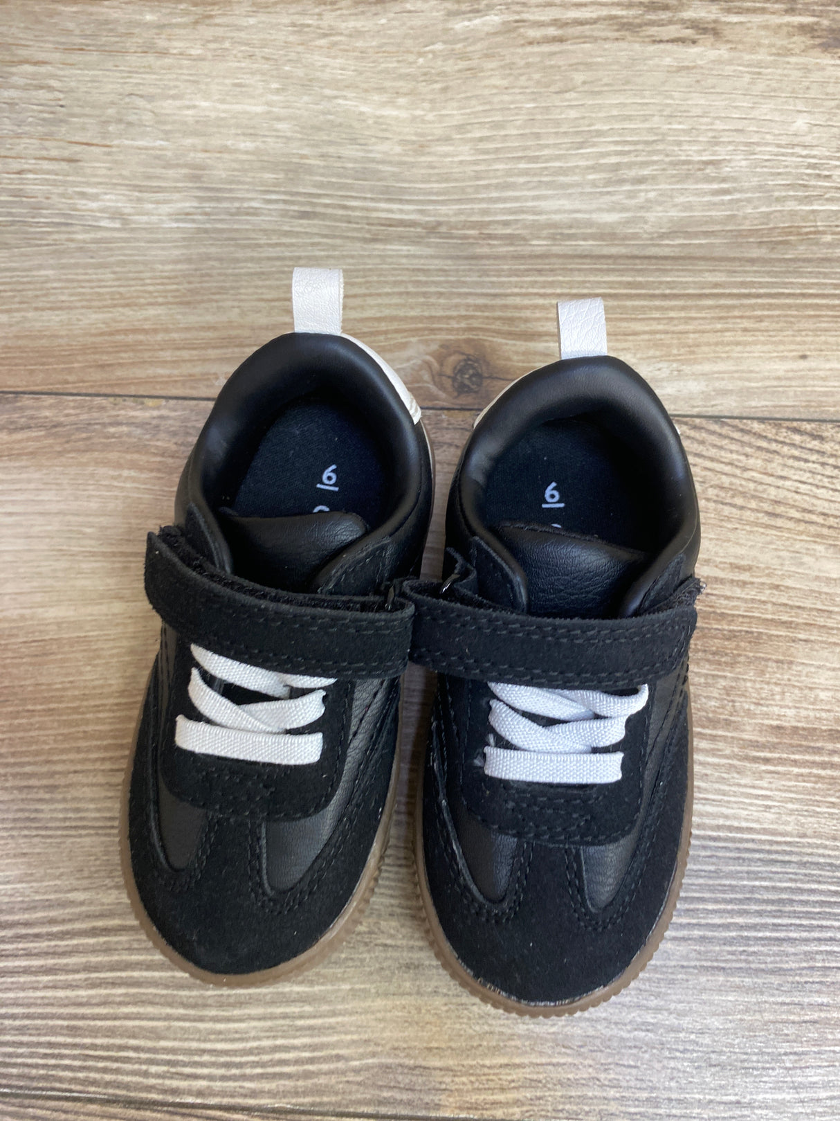 Carter's Jazz Casual Sneakers Black sz 6c