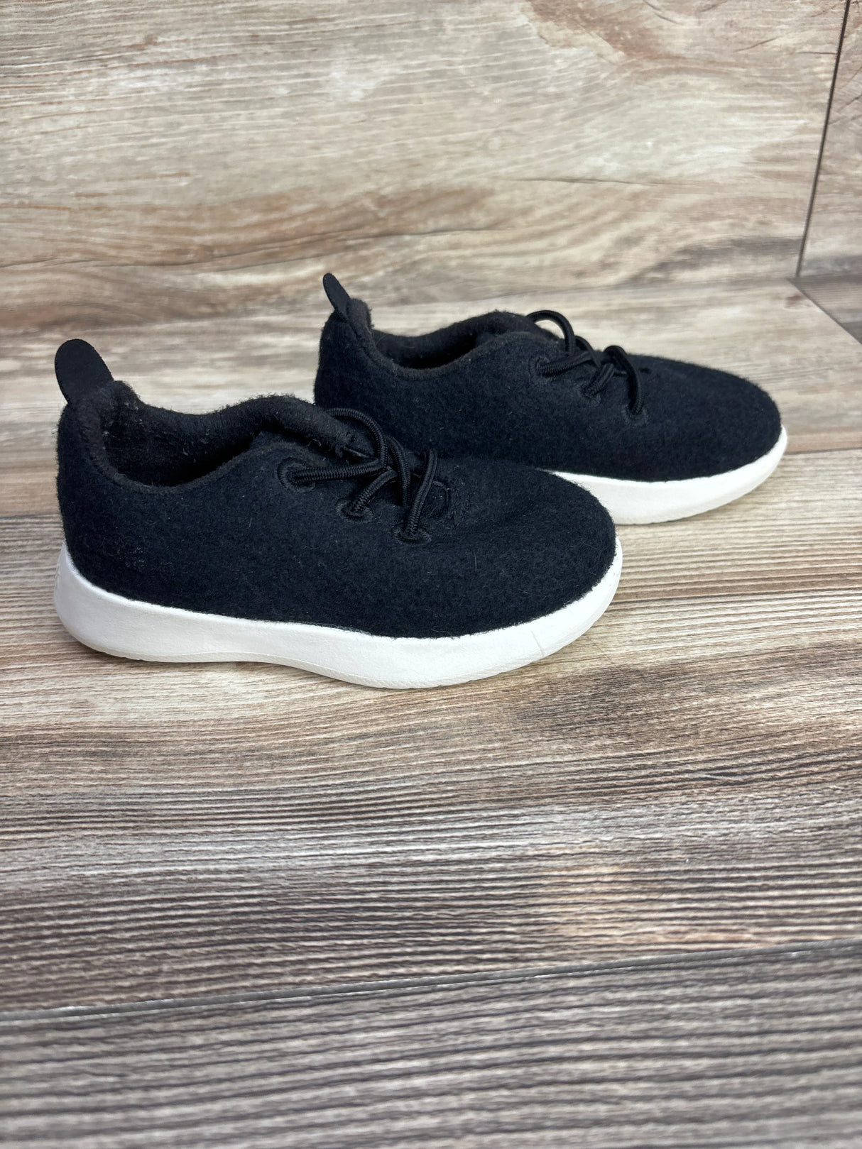 Allbirds Wool Runner Sneakers Black sz 7c