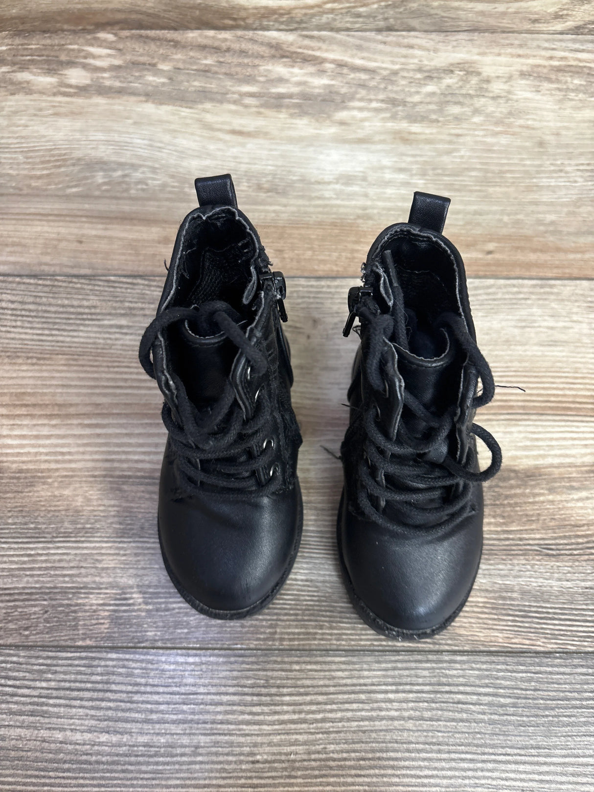 Sugar Faux Leather Butterfly Boots Black sz 5c