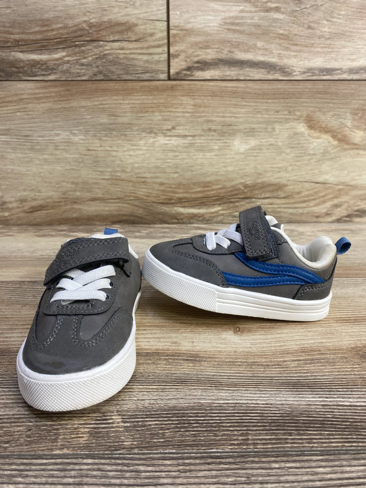 OshKosh Rob Sneakers Grey sz 5c