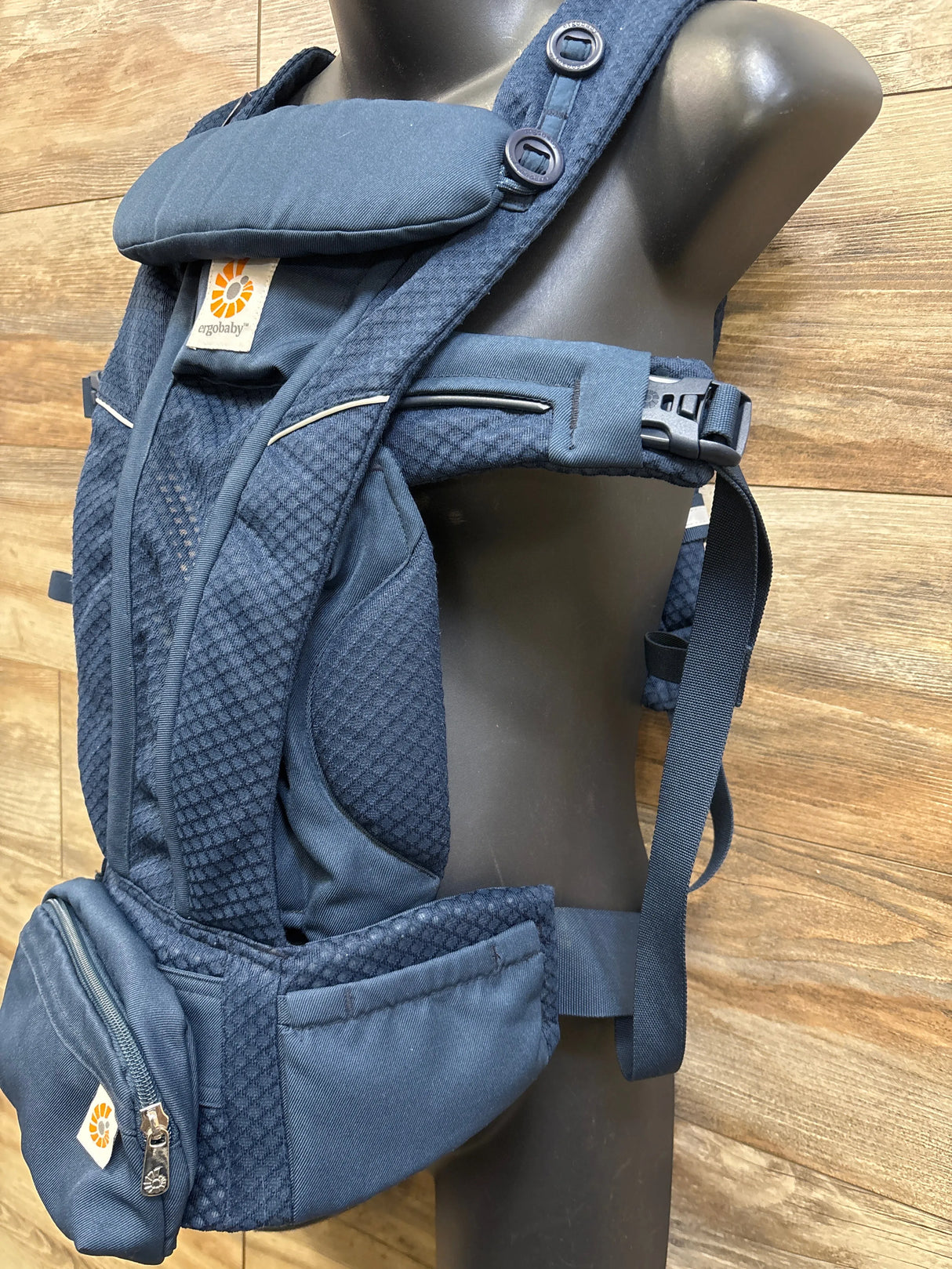 Ergobaby Omni Breeze Baby Carrier Midnight Blue 7-45lbs
