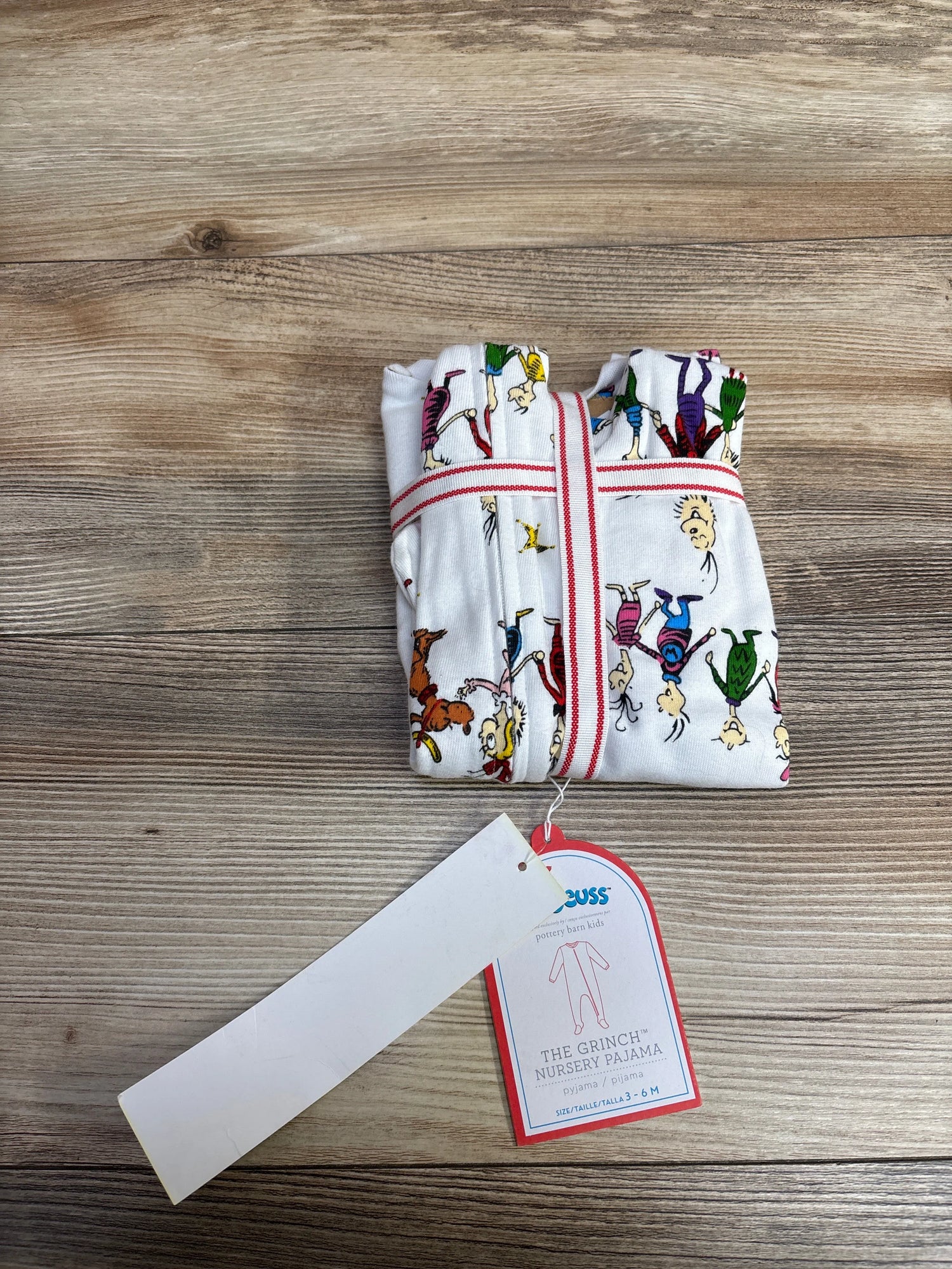 NEW Pottery Barn Kids Dr. Seuss's The Grinch Baby Pajama Sleeper White sz 3-6m