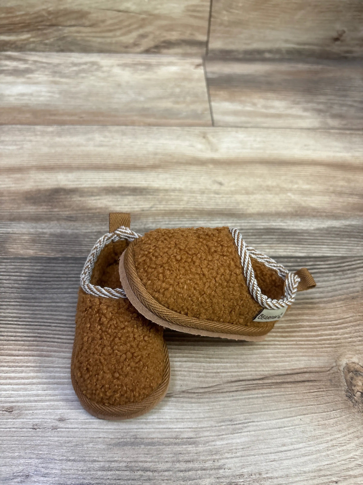 Bearpaw Sherpa Tabitha Slippers Brown sz 1/2c