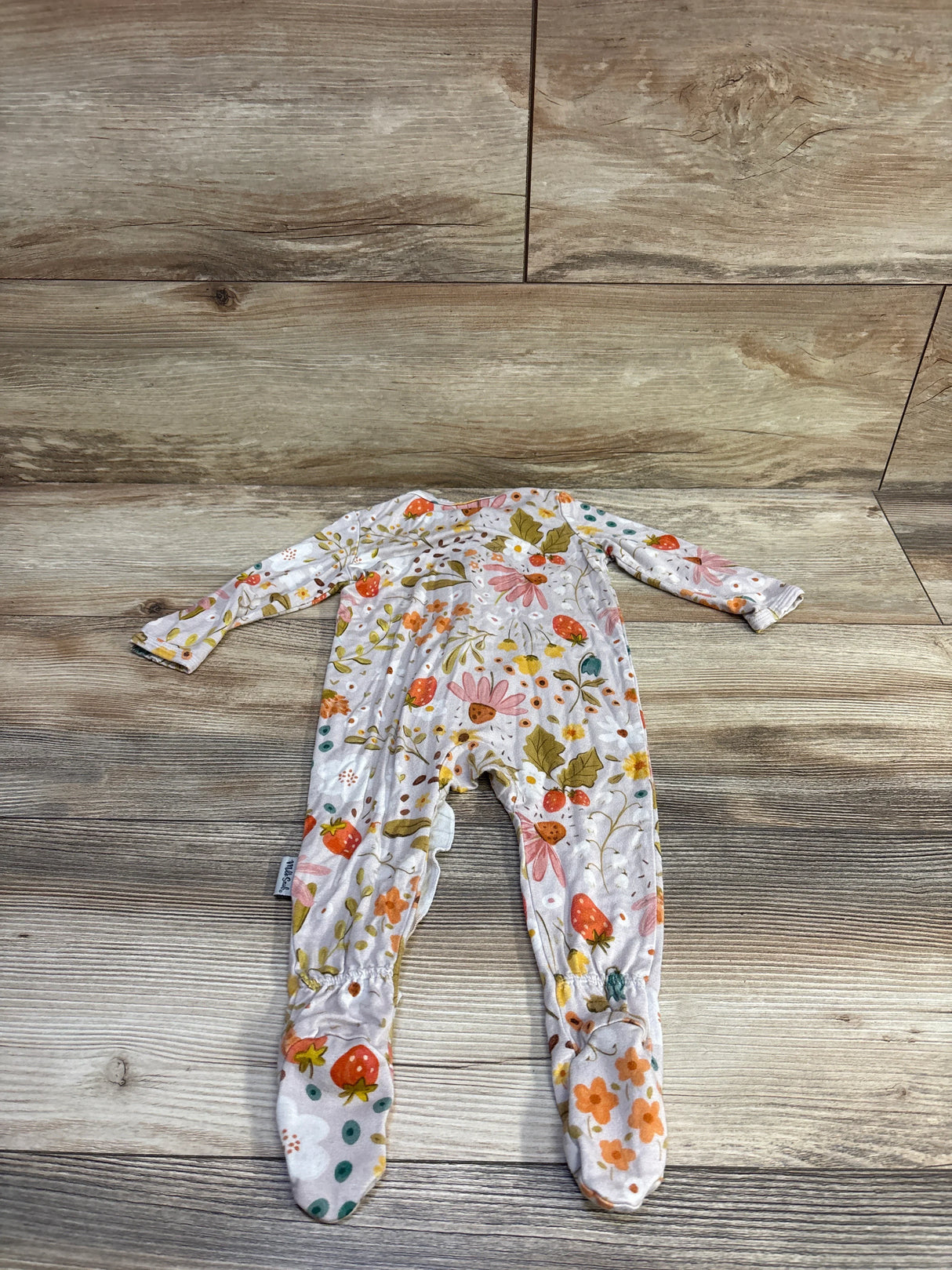 Milk Snob Strawberry Fields Rayon Ruffle Footie Sleeper Grey sz 3-6m