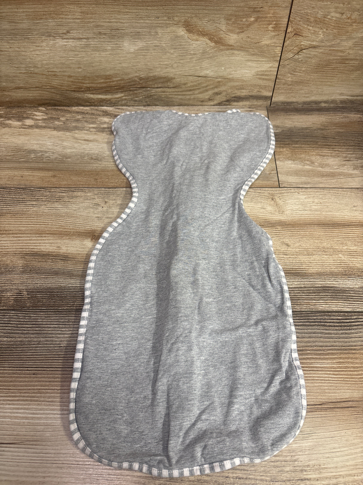 Love To Dream Swaddle Up Stretch Cotton Grey sz Small/Newborn