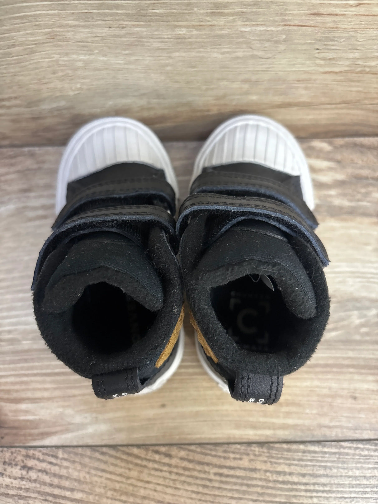 Converse Chuck Taylor All Star Berkshire Boot Hi Black sz 5c - Me n Mommy To Be