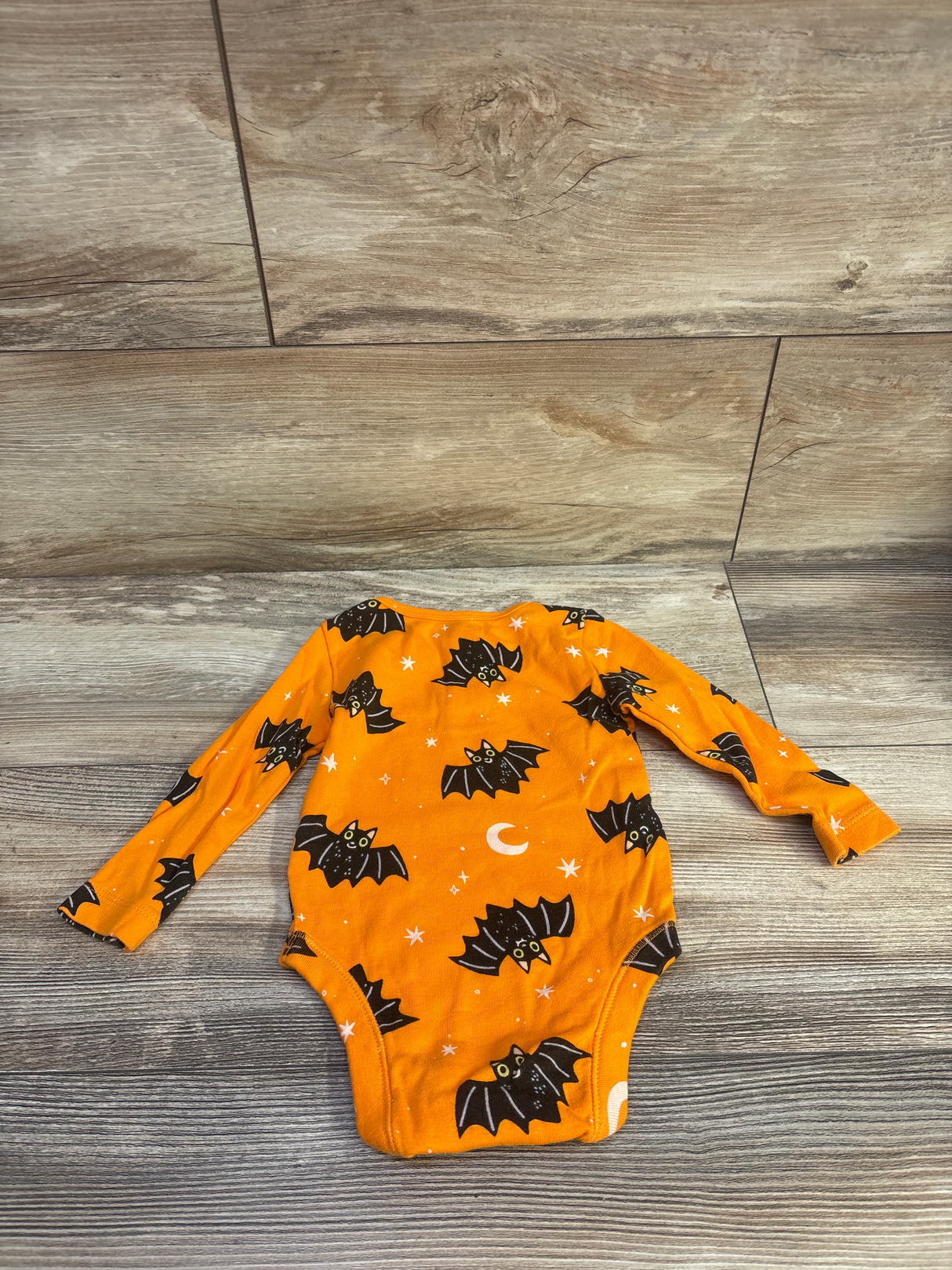 Old Navy Halloween Bat Henley Bodysuit Orange sz 6-12m