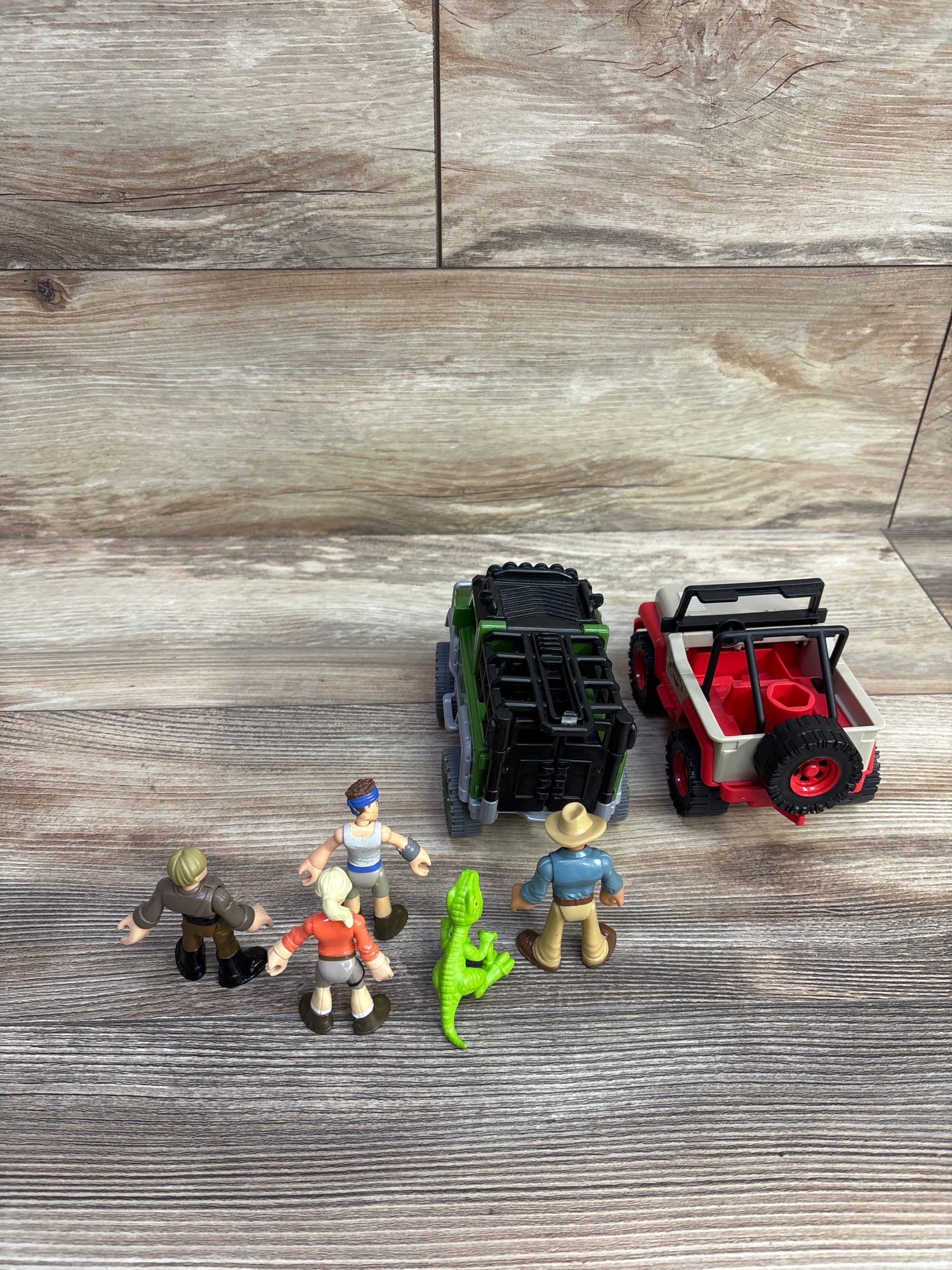 Fisher Price Imaginext Jurassic World Vehicles & Figures 7pc Set