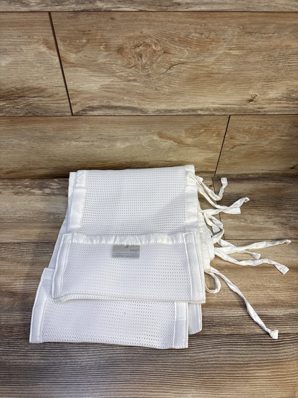 BreathableBaby Mesh RailGuard Teething Cover for Cribs White 4pc