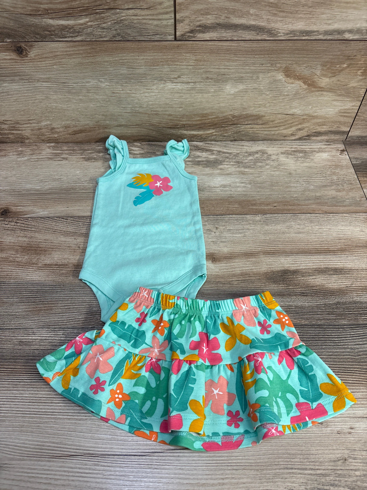 Okie Dokie 2pc Floral Bodysuit & Skirt sz 6m - Me n Mommy To Be