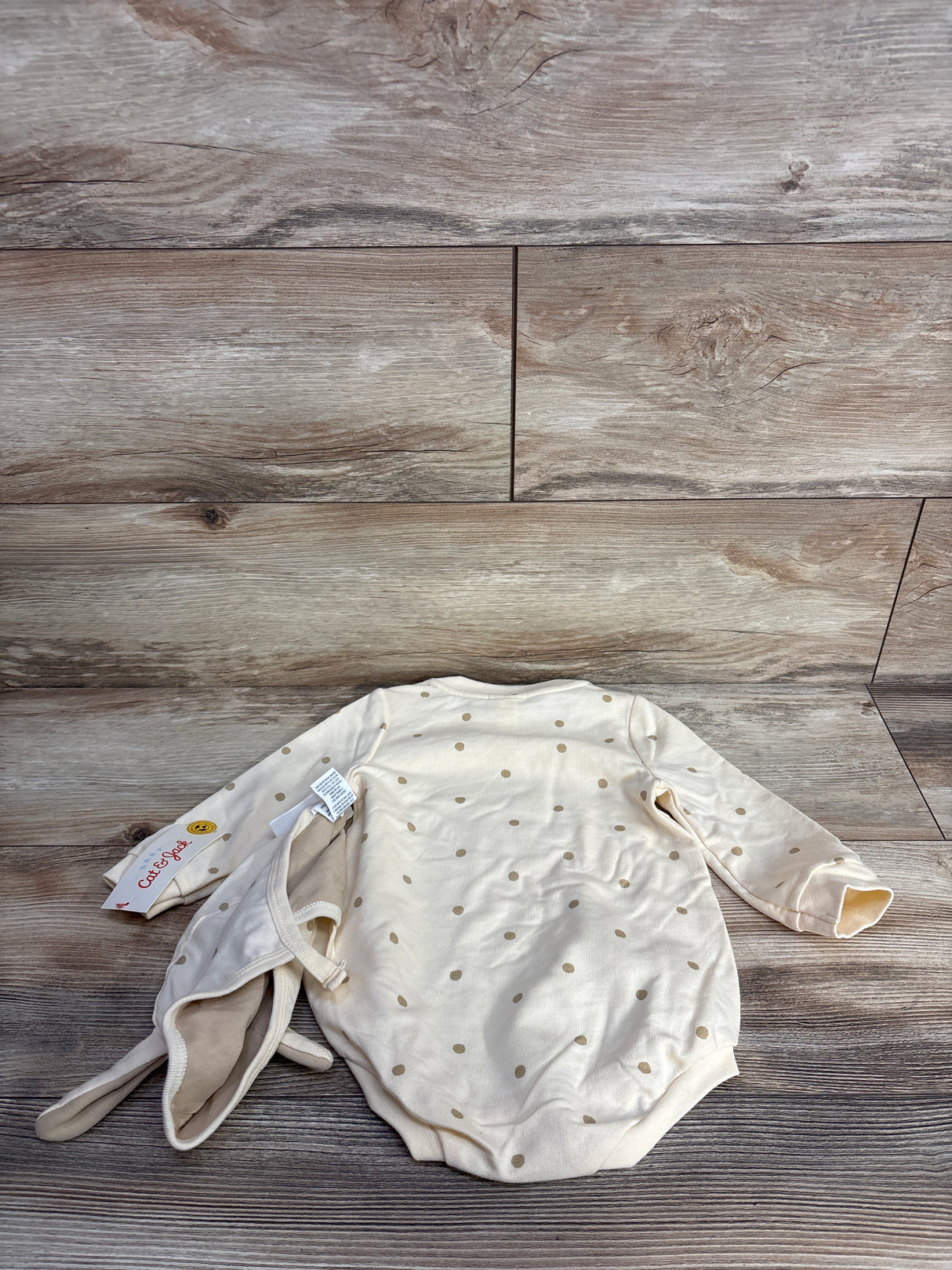 NEW Cat & Jack Polka Dot Bodysuit & Hat Set Yellow sz 12m