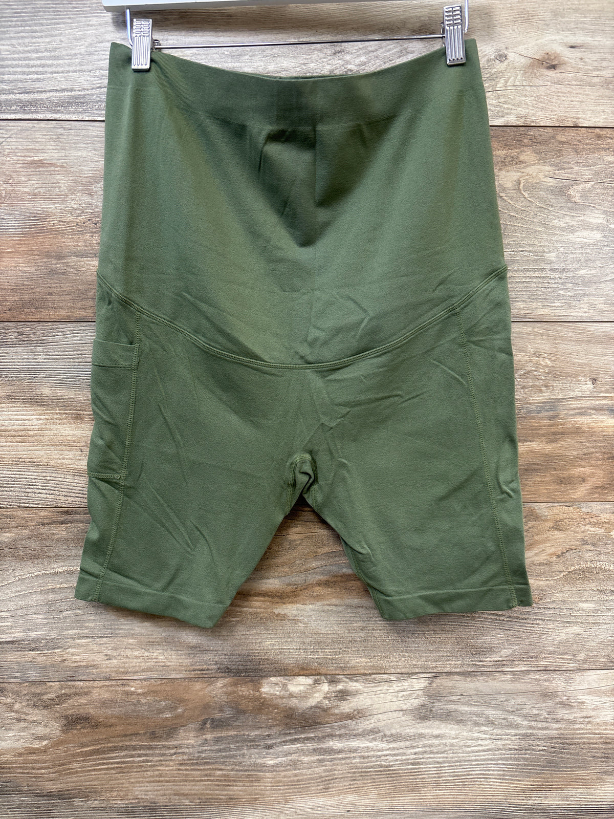 Time & Tru Maternity Active Bike Shorts Green sz Medium