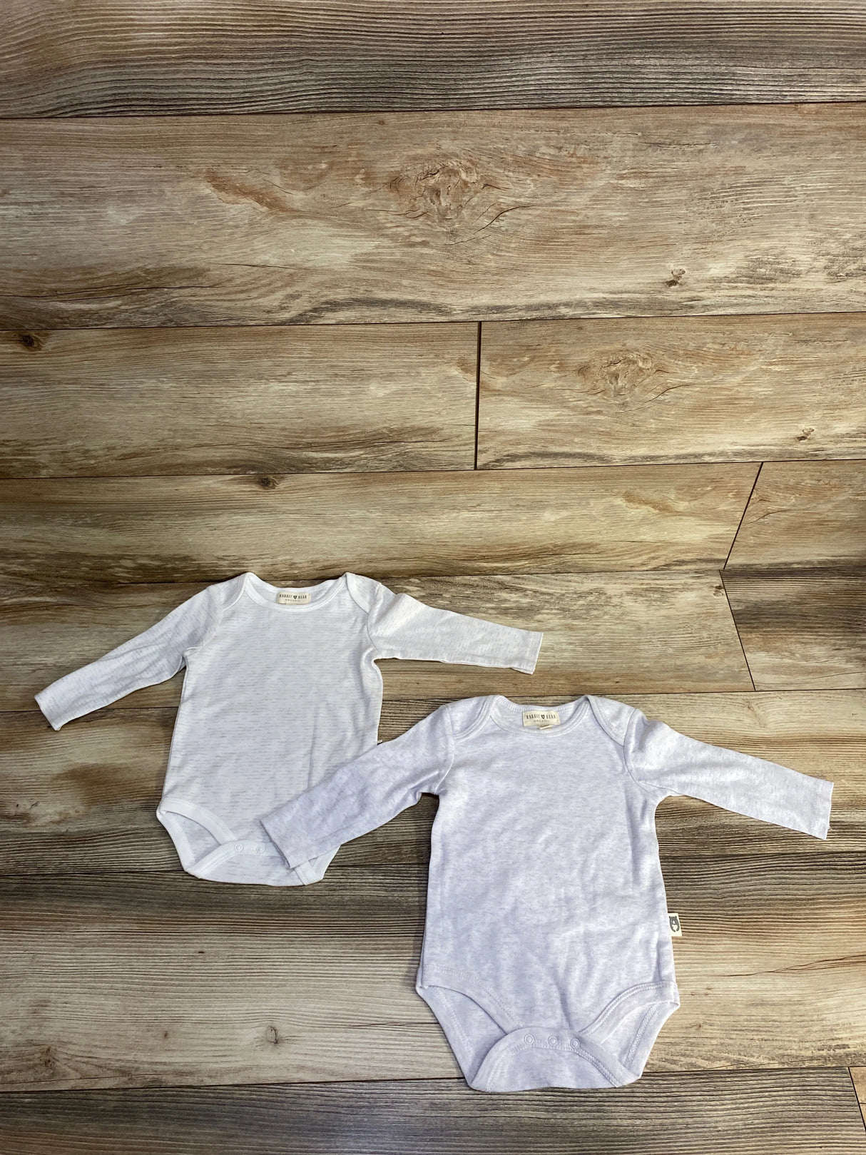 Rabbit Bear Long Sleeve Bodysuits White sz 6-9m